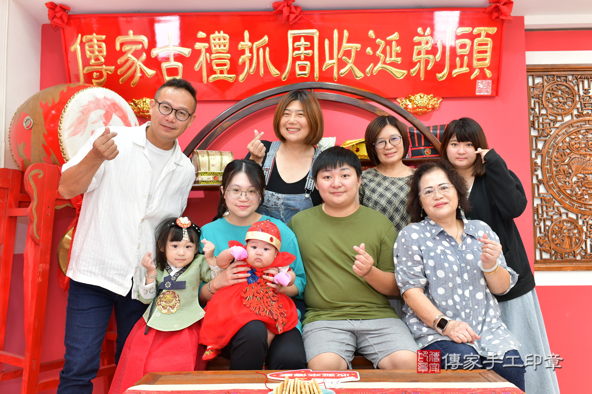 台中市北區卉卉寶寶收涎推薦：傳家台中店收涎中國風會場，嬰兒古禮收涎收口水流程儀式、收涎吉祥話、收涎餅乾、收涎拍照。收涎證書。2024.11.17，照片10