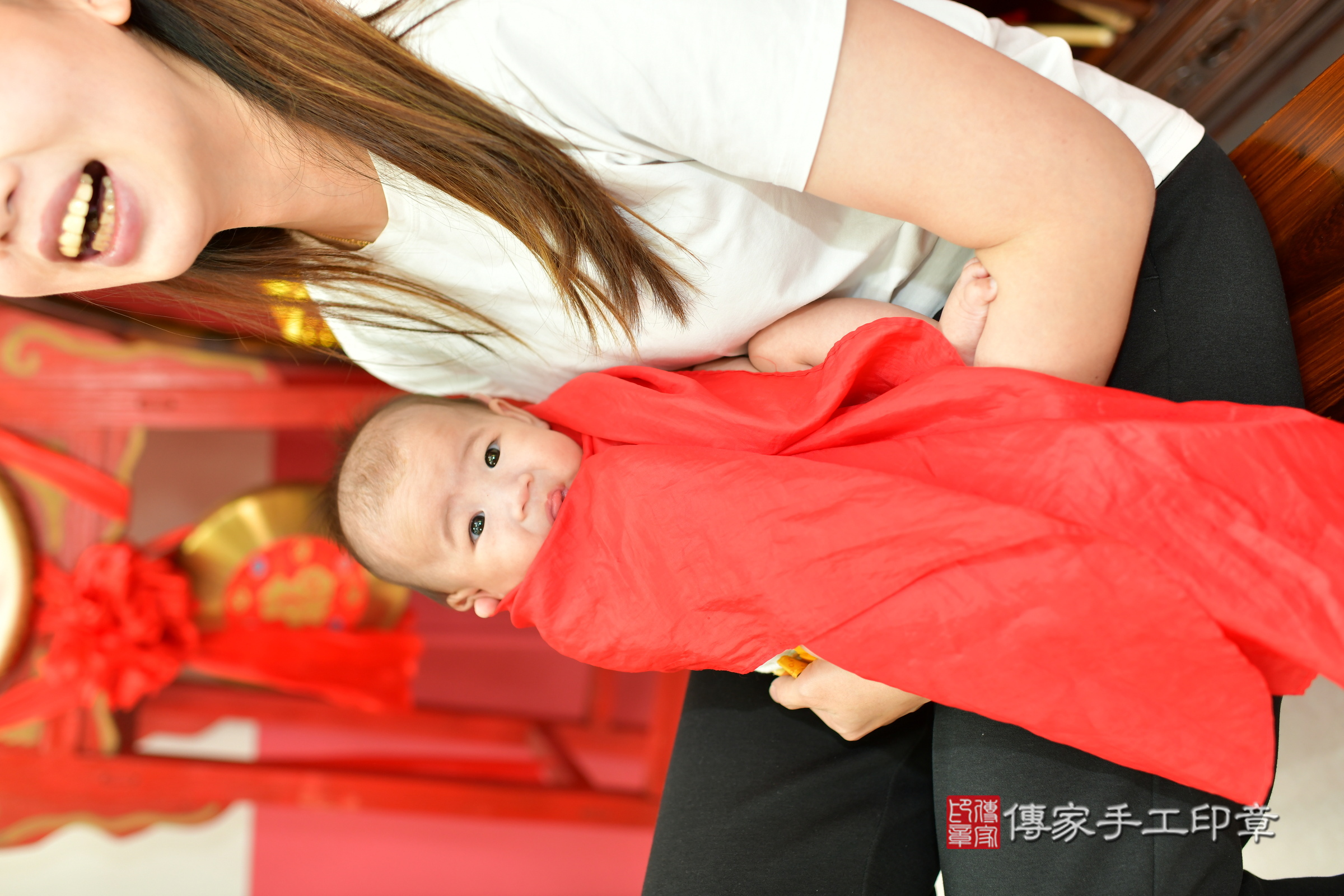 晨晨寶寶(台中市北區嬰兒寶寶滿月剃頭理髮、嬰兒剃胎毛儀式吉祥話)。中國風會場，爸媽寶貝穿「日中韓」古裝禮服。專業拍照、證書。★購買「臍帶章、肚臍章、胎毛筆刷印章」贈送：剃頭、收涎、抓周，三選一。2024.11.14，照片17