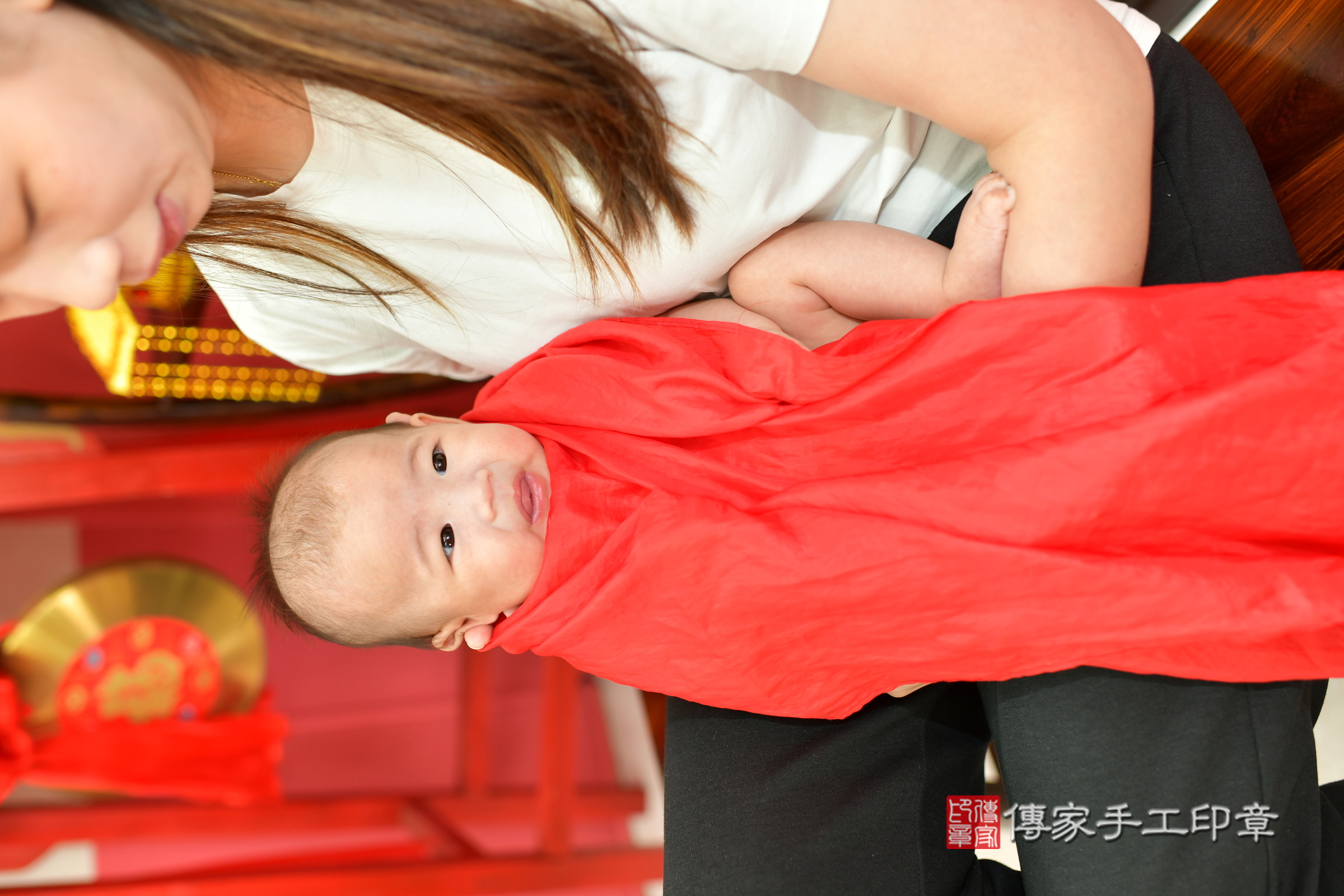 晨晨寶寶(台中市北區嬰兒寶寶滿月剃頭理髮、嬰兒剃胎毛儀式吉祥話)。中國風會場，爸媽寶貝穿「日中韓」古裝禮服。專業拍照、證書。★購買「臍帶章、肚臍章、胎毛筆刷印章」贈送：剃頭、收涎、抓周，三選一。2024.11.14，照片16