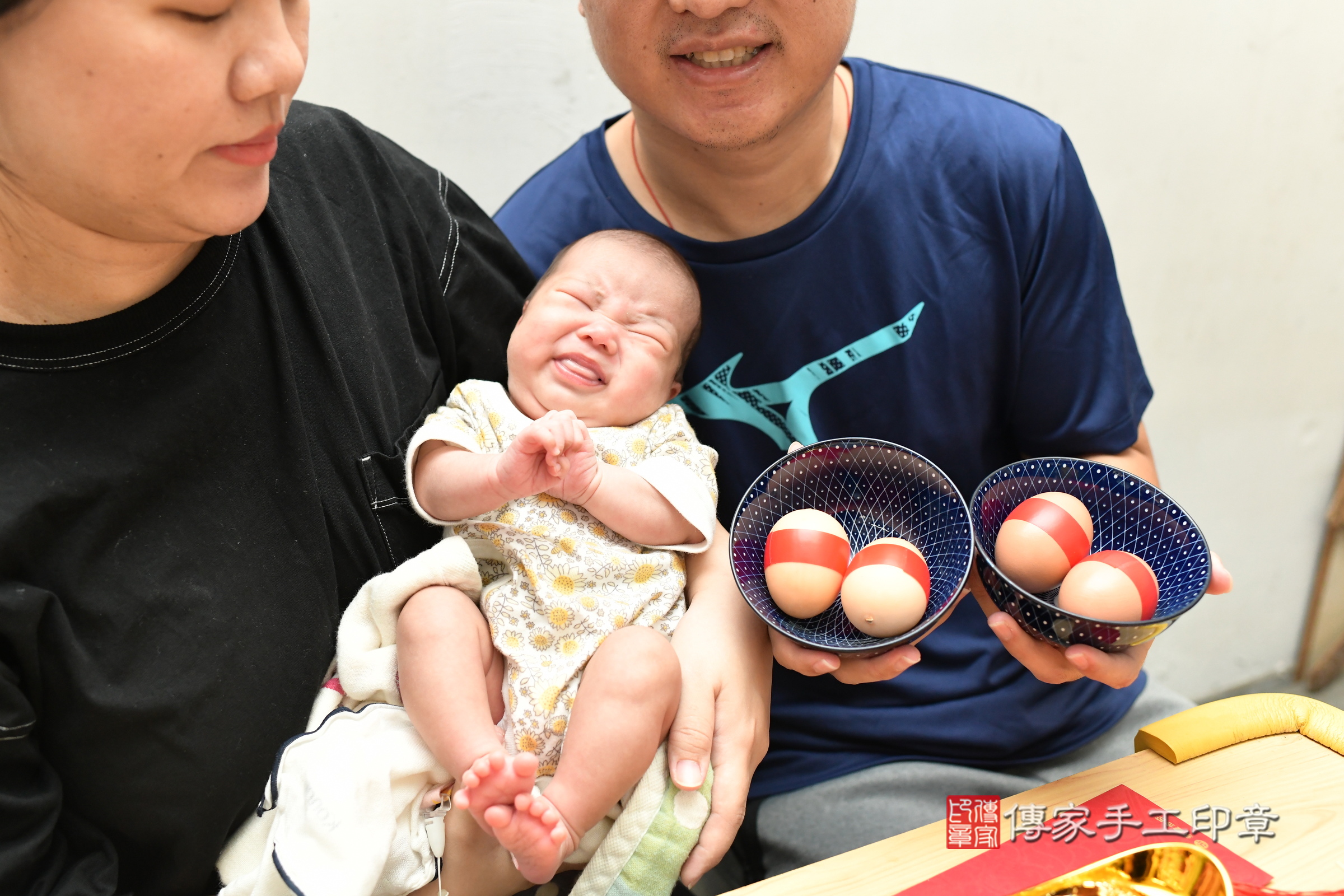 喬喬寶寶(台北市中山區到府嬰兒喬喬寶寶滿月剃頭理髮、到府嬰兒剃胎毛儀式吉祥話)。到府剃頭剃胎毛主持、專業拍照、證書。★購買「臍帶章、肚臍章、胎毛筆刷印章」贈送：剃頭、收涎、抓周，三選一。2024.12.6，照片8