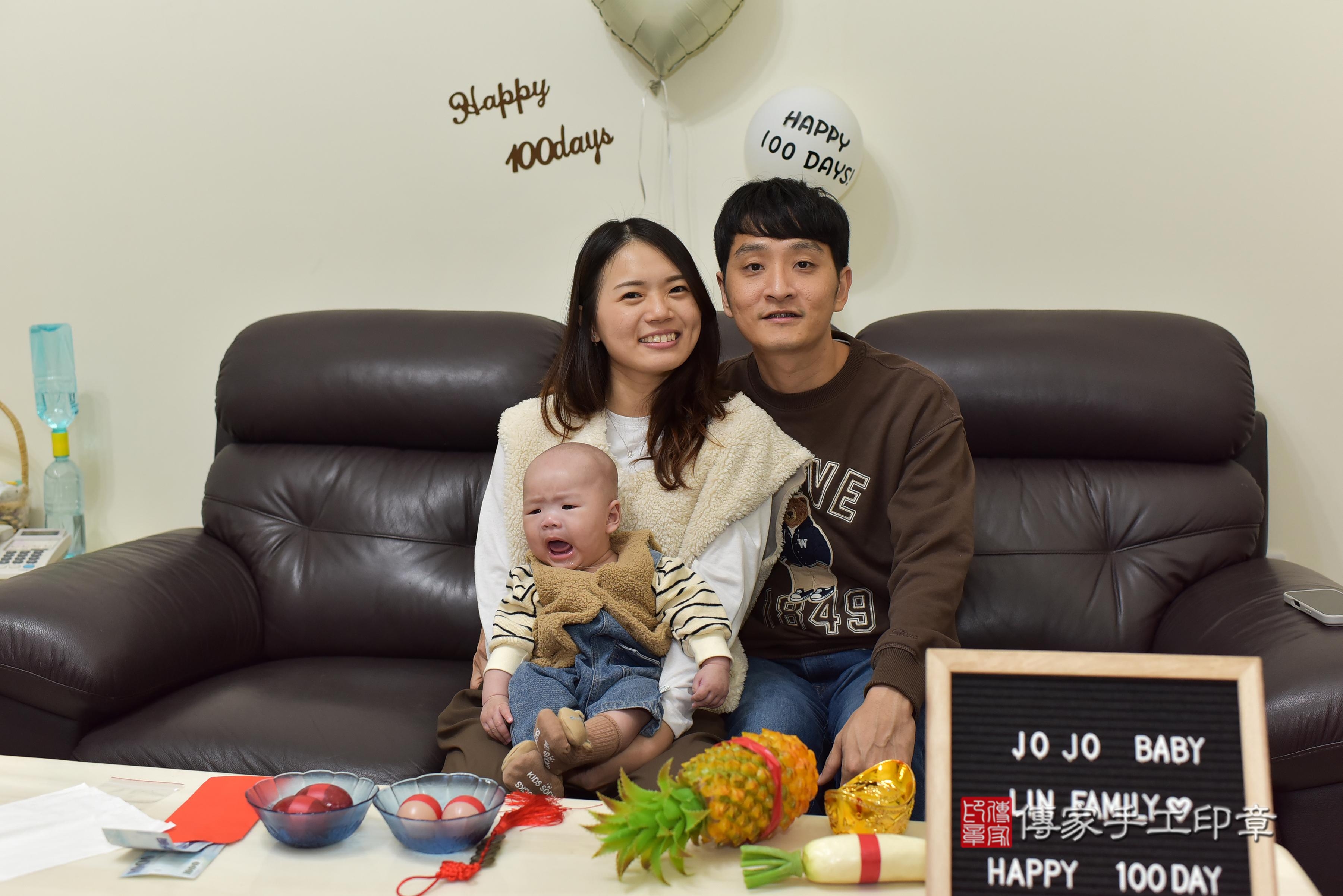 傳家手工印章台南店、抓周、度脺、中國風會場、傳家嬰兒古禮、吉祥話、抓周道具物品24種、拍照。抓周證書。寶寶抓周、滿周歲、生日快樂、祝福
