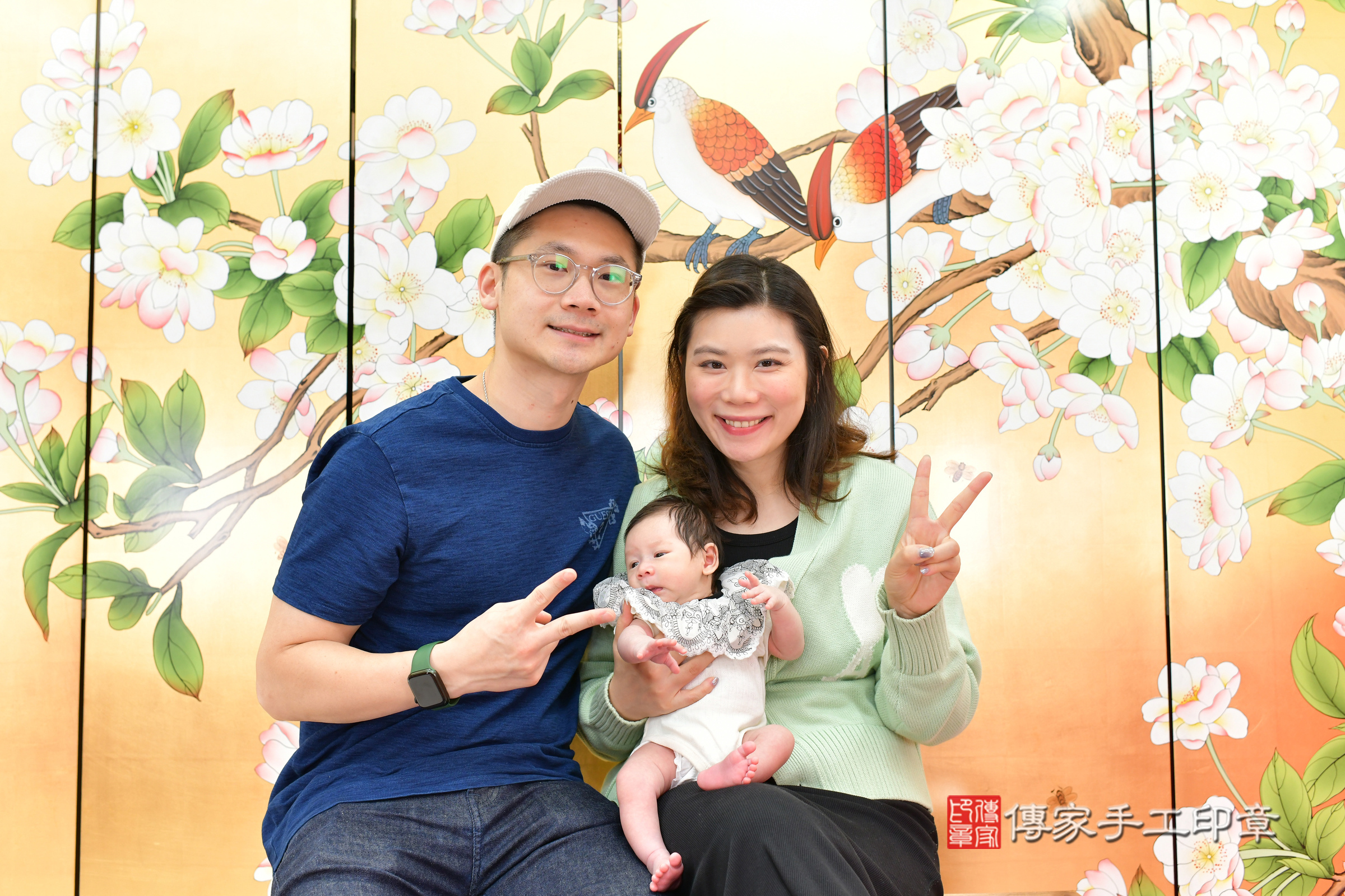 玥玥寶寶(台中市北區嬰兒寶寶滿月剃頭理髮、嬰兒剃胎毛儀式吉祥話)。中國風會場，爸媽寶貝穿「日中韓」古裝禮服。專業拍照、證書。★購買「臍帶章、肚臍章、胎毛筆刷印章」贈送：剃頭、收涎、抓周，三選一。2024.11.28，照片3