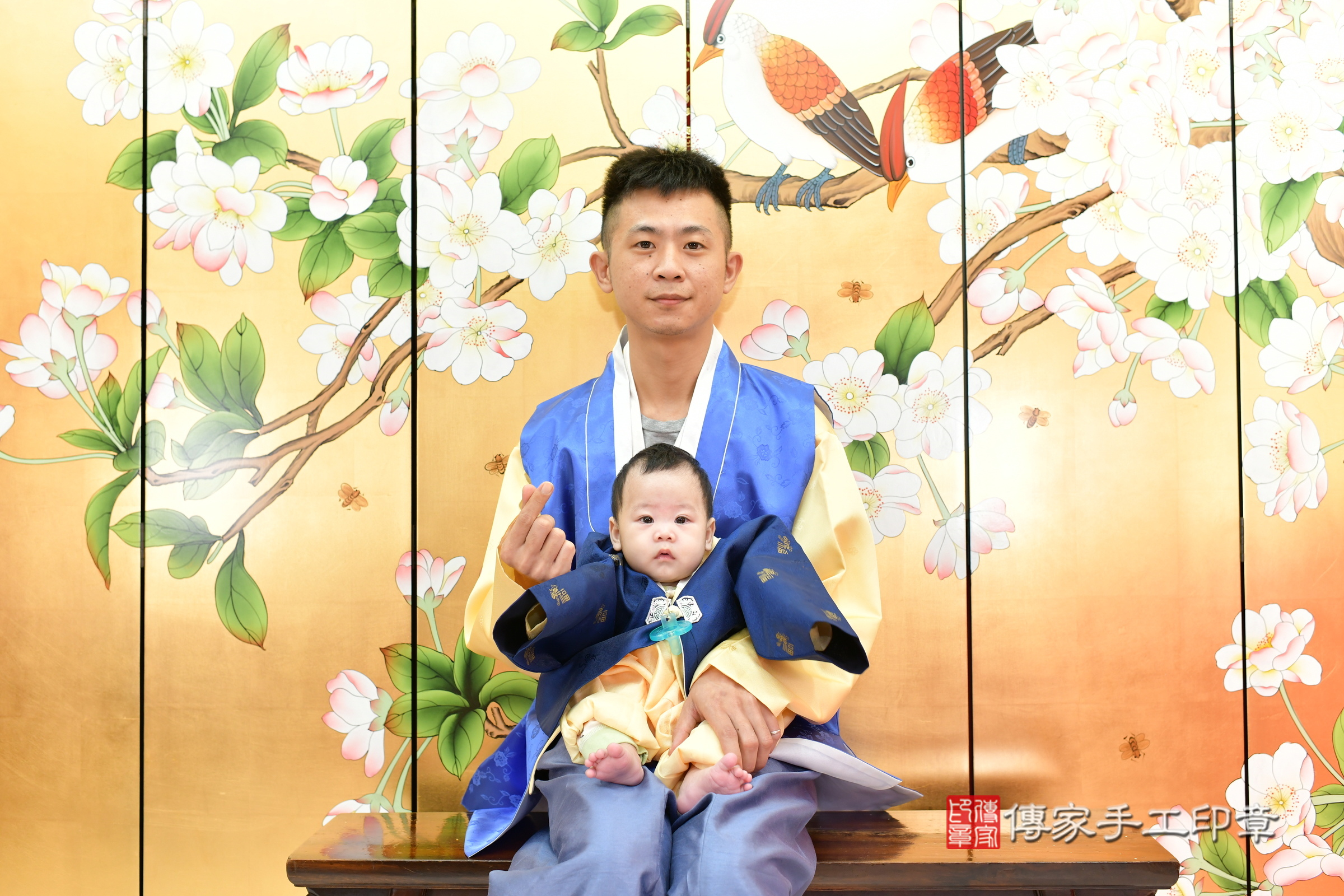 台中市北區小杰寶寶收涎推薦：傳家台中店收涎中國風會場，嬰兒古禮收涎收口水流程儀式、收涎吉祥話、收涎餅乾、收涎拍照。收涎證書。2024.11.4，照片5