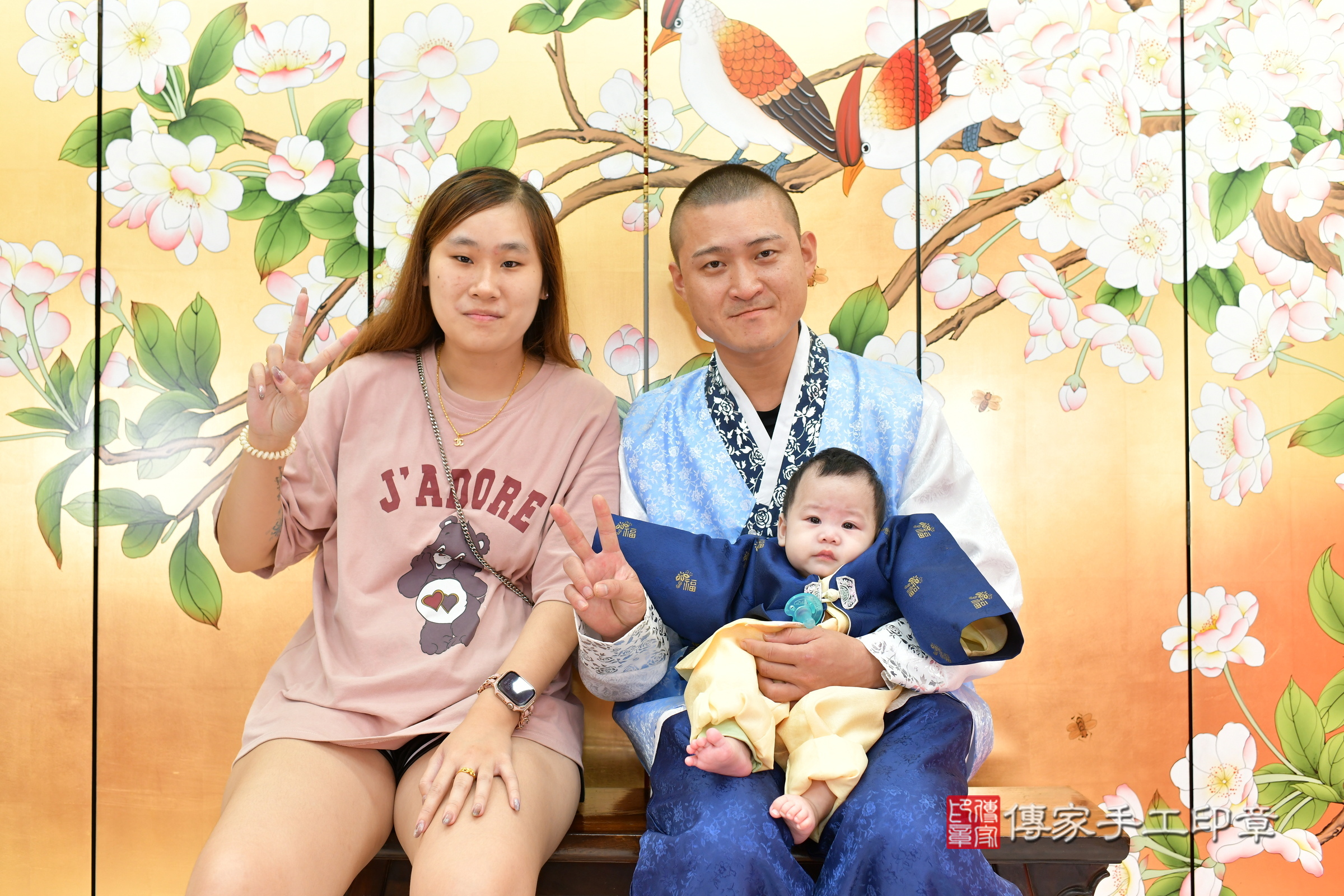 台中市北區小杰寶寶收涎推薦：傳家台中店收涎中國風會場，嬰兒古禮收涎收口水流程儀式、收涎吉祥話、收涎餅乾、收涎拍照。收涎證書。2024.11.4，照片9