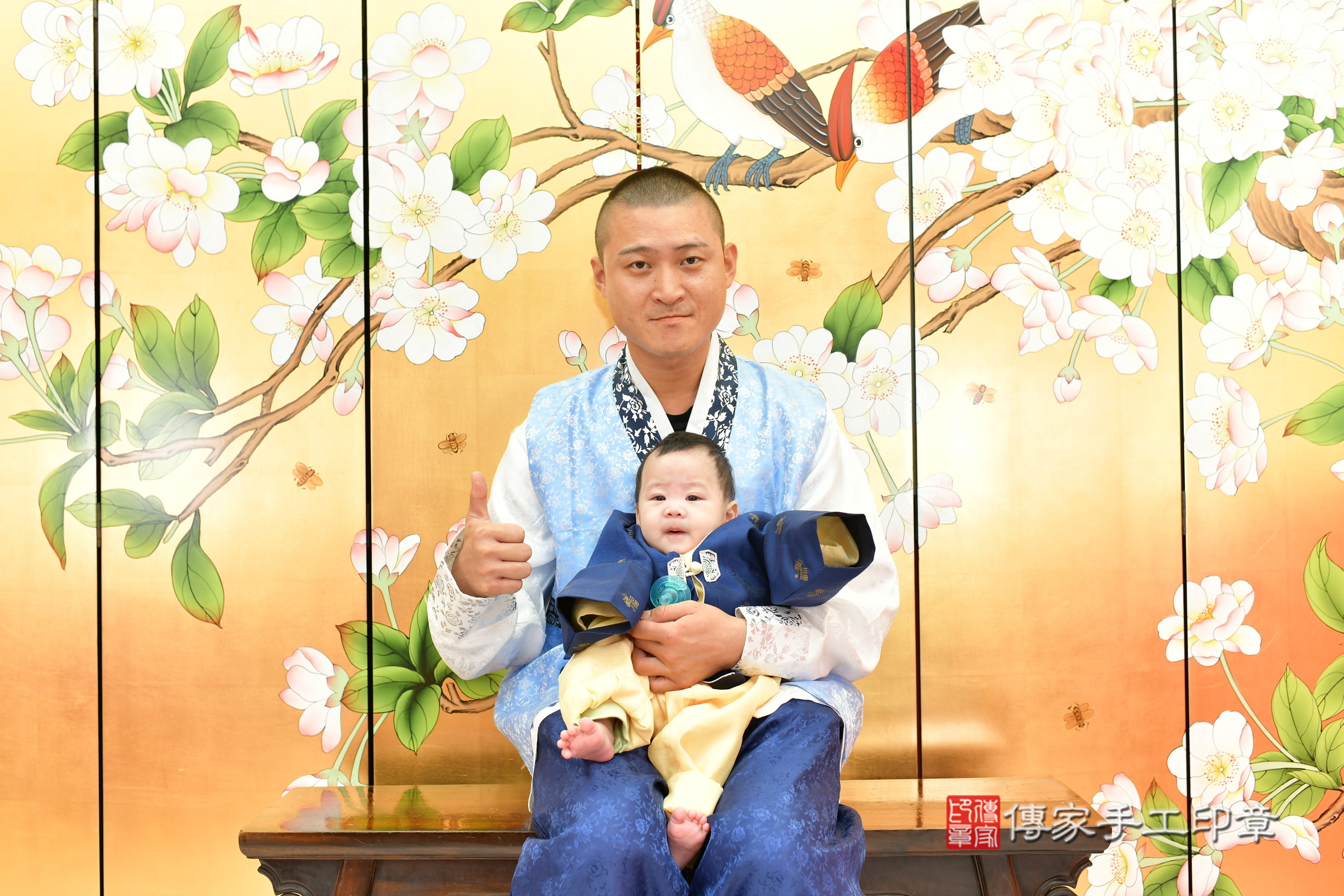 台中市北區小杰寶寶收涎推薦：傳家台中店收涎中國風會場，嬰兒古禮收涎收口水流程儀式、收涎吉祥話、收涎餅乾、收涎拍照。收涎證書。2024.11.4，照片7