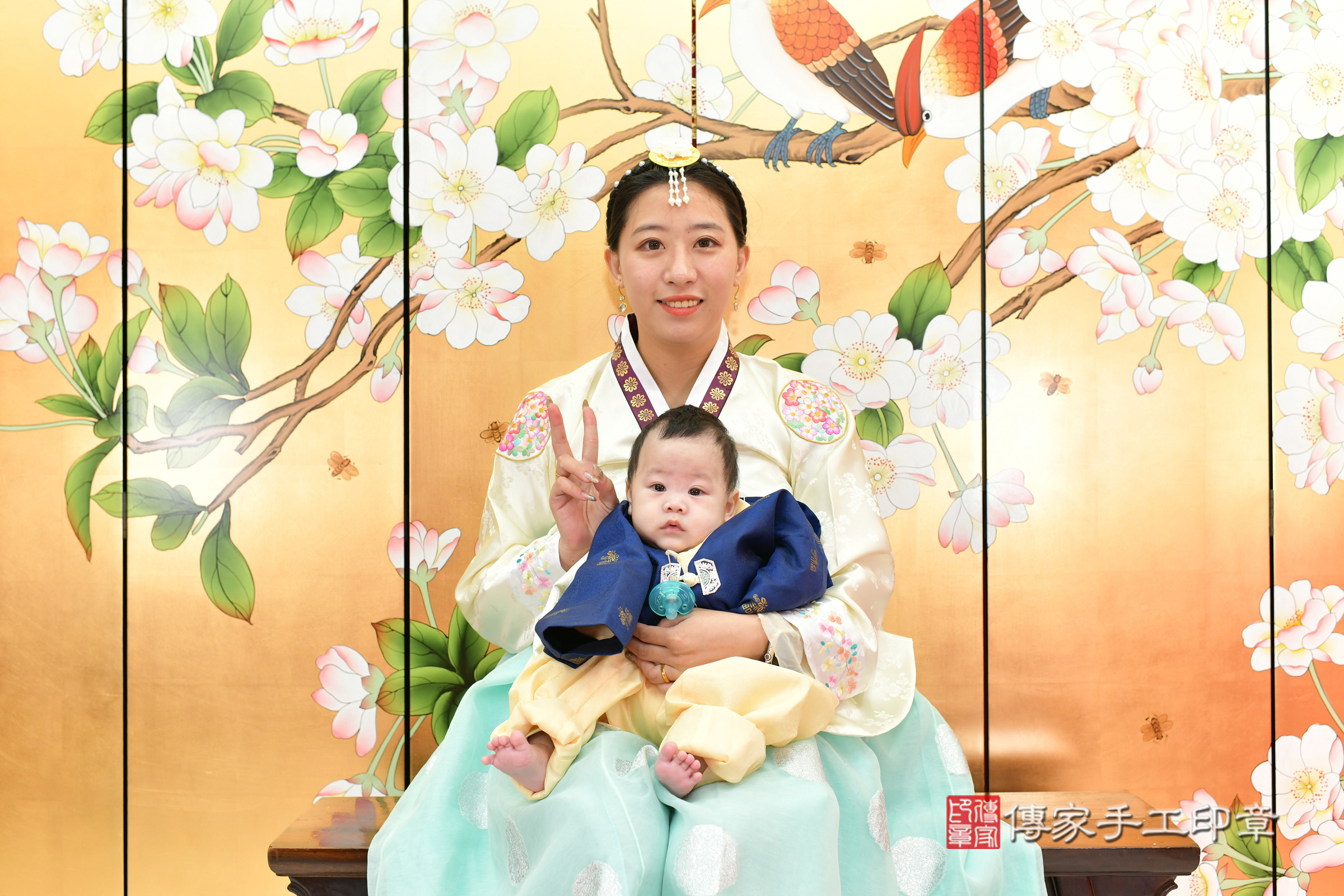 台中市北區小杰寶寶收涎推薦：傳家台中店收涎中國風會場，嬰兒古禮收涎收口水流程儀式、收涎吉祥話、收涎餅乾、收涎拍照。收涎證書。2024.11.4，照片4
