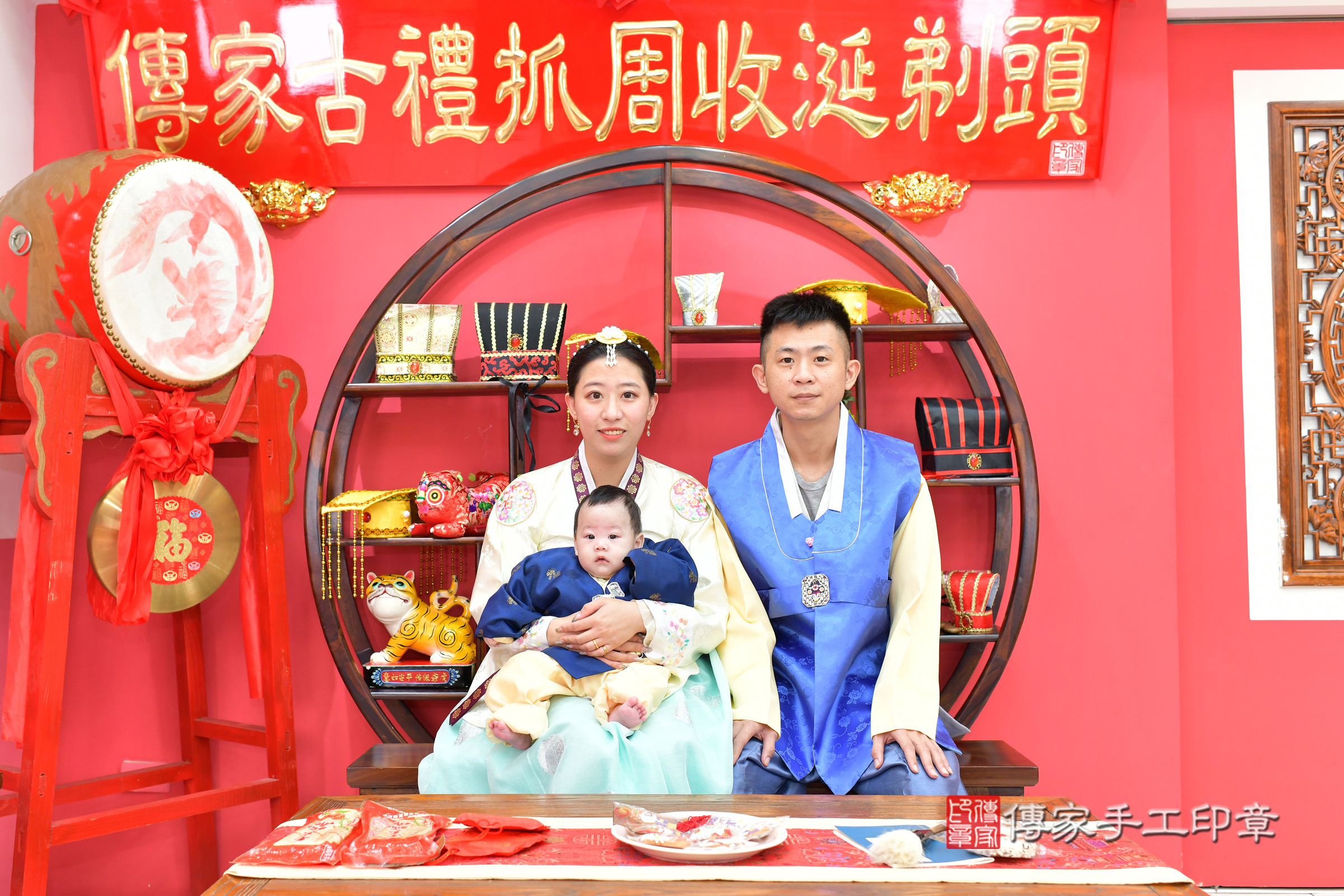 台中市北區小杰寶寶收涎推薦：傳家台中店收涎中國風會場，嬰兒古禮收涎收口水流程儀式、收涎吉祥話、收涎餅乾、收涎拍照。收涎證書。2024.11.4，照片11