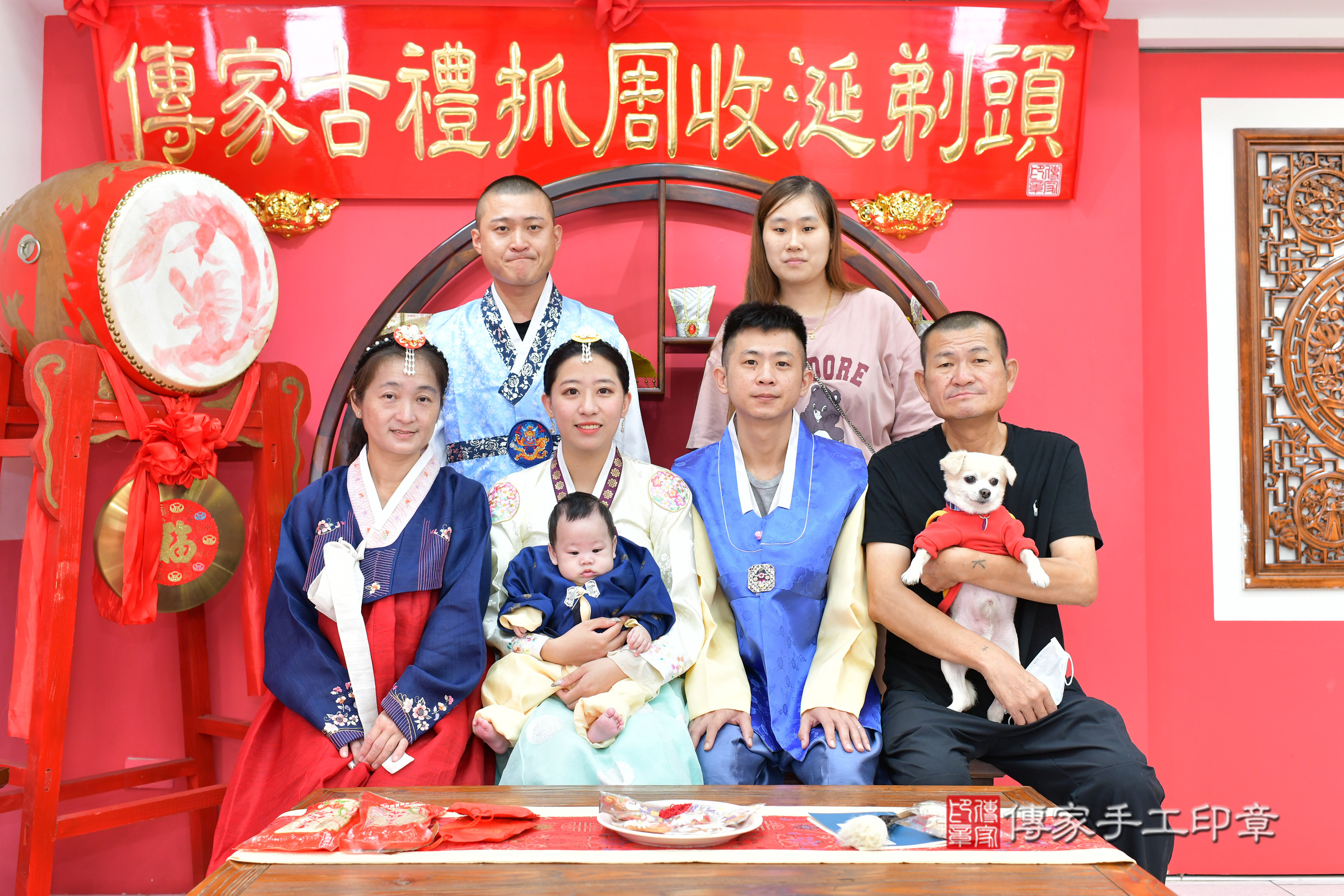 台中市北區小杰寶寶收涎推薦：傳家台中店收涎中國風會場，嬰兒古禮收涎收口水流程儀式、收涎吉祥話、收涎餅乾、收涎拍照。收涎證書。2024.11.4，照片25