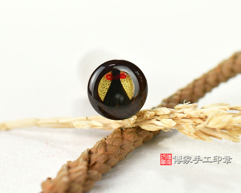 木頭界的鑽石 帝王蛇木 胎毛印章 傳家手工印章 台中店113.12.30 木頭界的鑽石 帝王蛇木 胎毛印章 傳家手工印章 台中店113.12.30