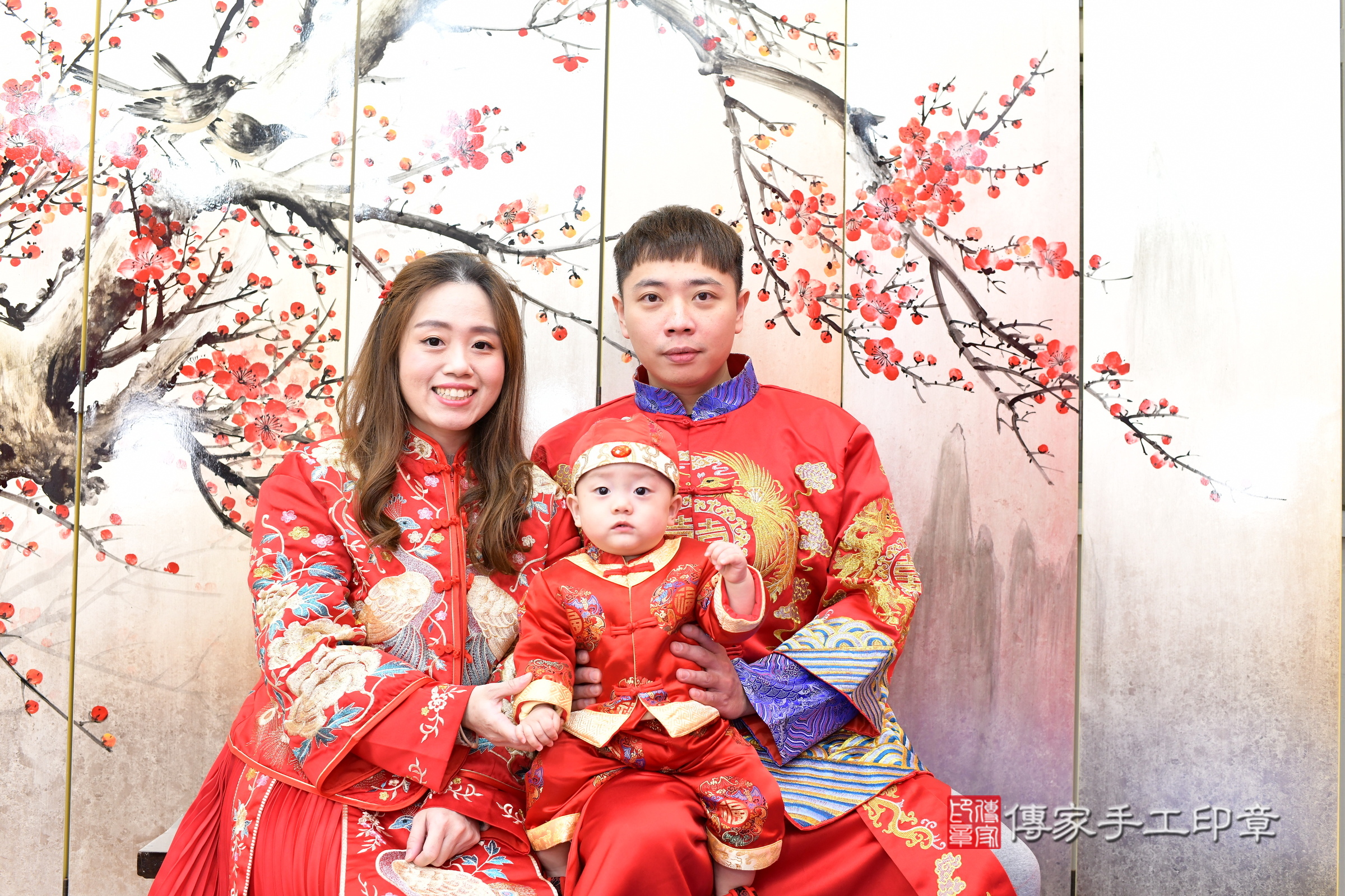 新北市永和區凱凱寶寶抓周推薦：傳家新北店抓周度脺中國風會場，嬰兒古禮抓周流程儀式吉祥話、抓周道具物品24種、拍照。抓周證書。2024.12.11，照片2