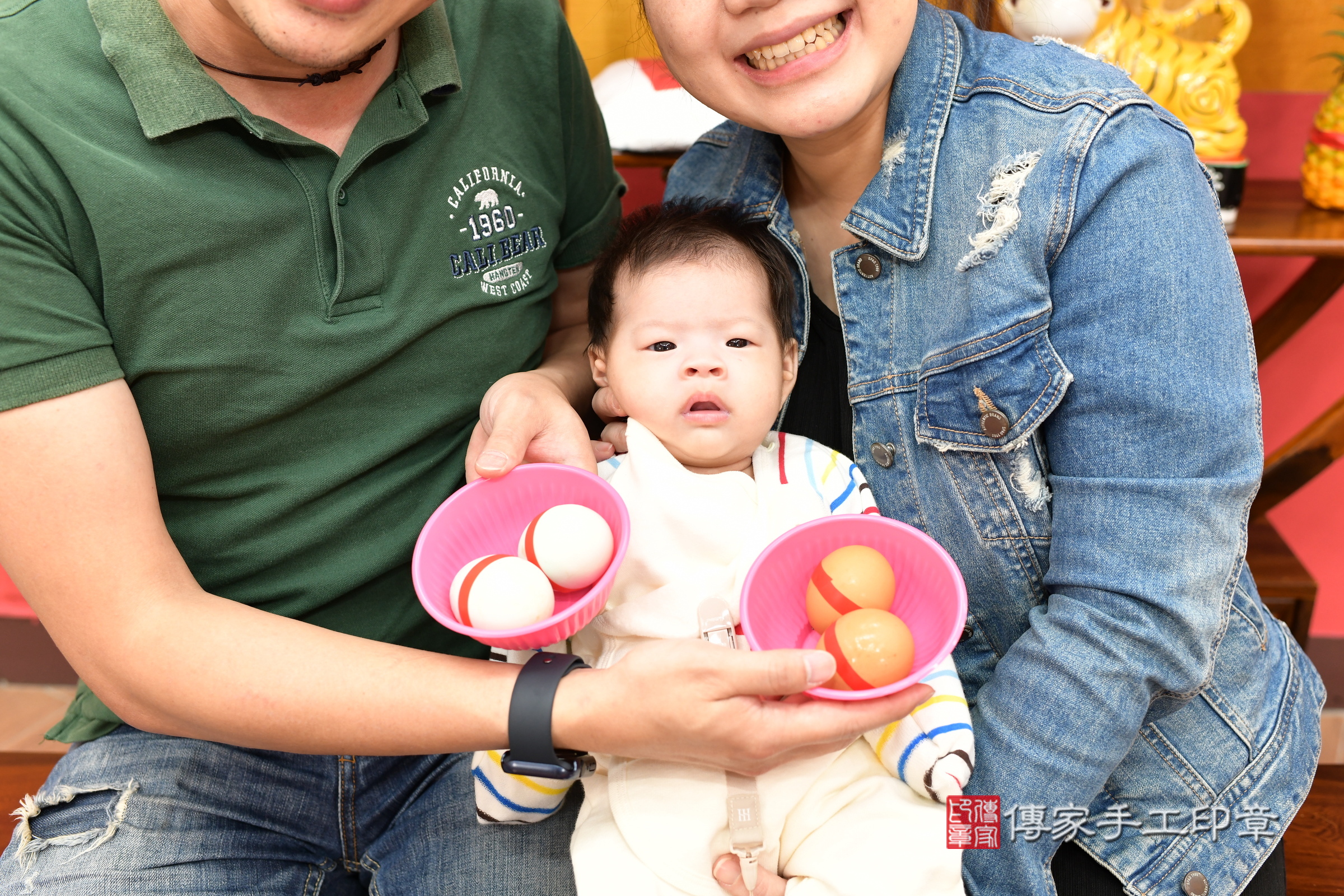 恩恩寶寶(新北市永和區嬰兒寶寶滿月剃頭理髮、嬰兒剃胎毛儀式吉祥話)。中國風會場，爸媽寶貝穿「日中韓」古裝禮服。專業拍照、證書。★購買「臍帶章、肚臍章、胎毛筆刷印章」贈送：剃頭、收涎、抓周，三選一。2024.12.13，照片5