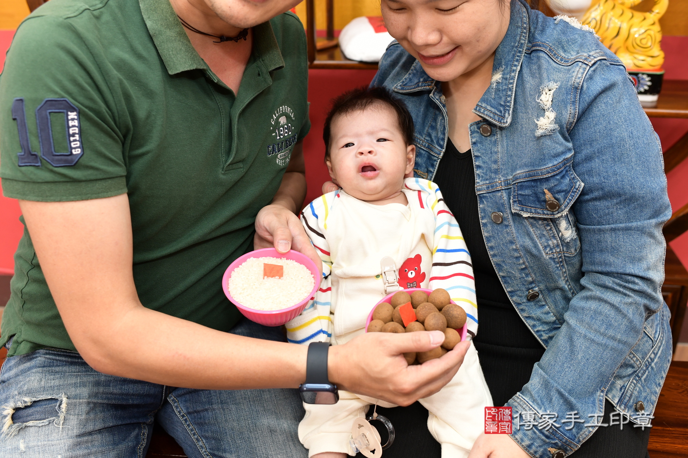 恩恩寶寶(新北市永和區嬰兒寶寶滿月剃頭理髮、嬰兒剃胎毛儀式吉祥話)。中國風會場，爸媽寶貝穿「日中韓」古裝禮服。專業拍照、證書。★購買「臍帶章、肚臍章、胎毛筆刷印章」贈送：剃頭、收涎、抓周，三選一。2024.12.13，照片6