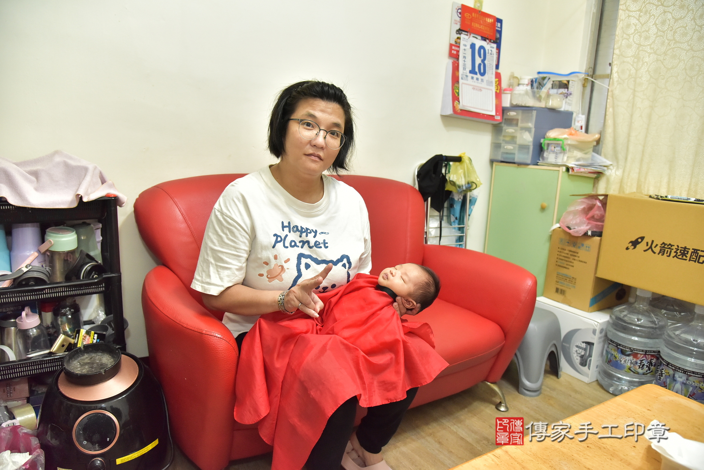 瑒瑒寶寶(新北市中和區到府嬰兒瑒瑒寶寶滿月剃頭理髮、到府嬰兒剃胎毛儀式吉祥話)。到府剃頭剃胎毛主持、專業拍照、證書。★購買「臍帶章、肚臍章、胎毛筆刷印章」贈送：剃頭、收涎、抓周，三選一。2024.12.13，照片13