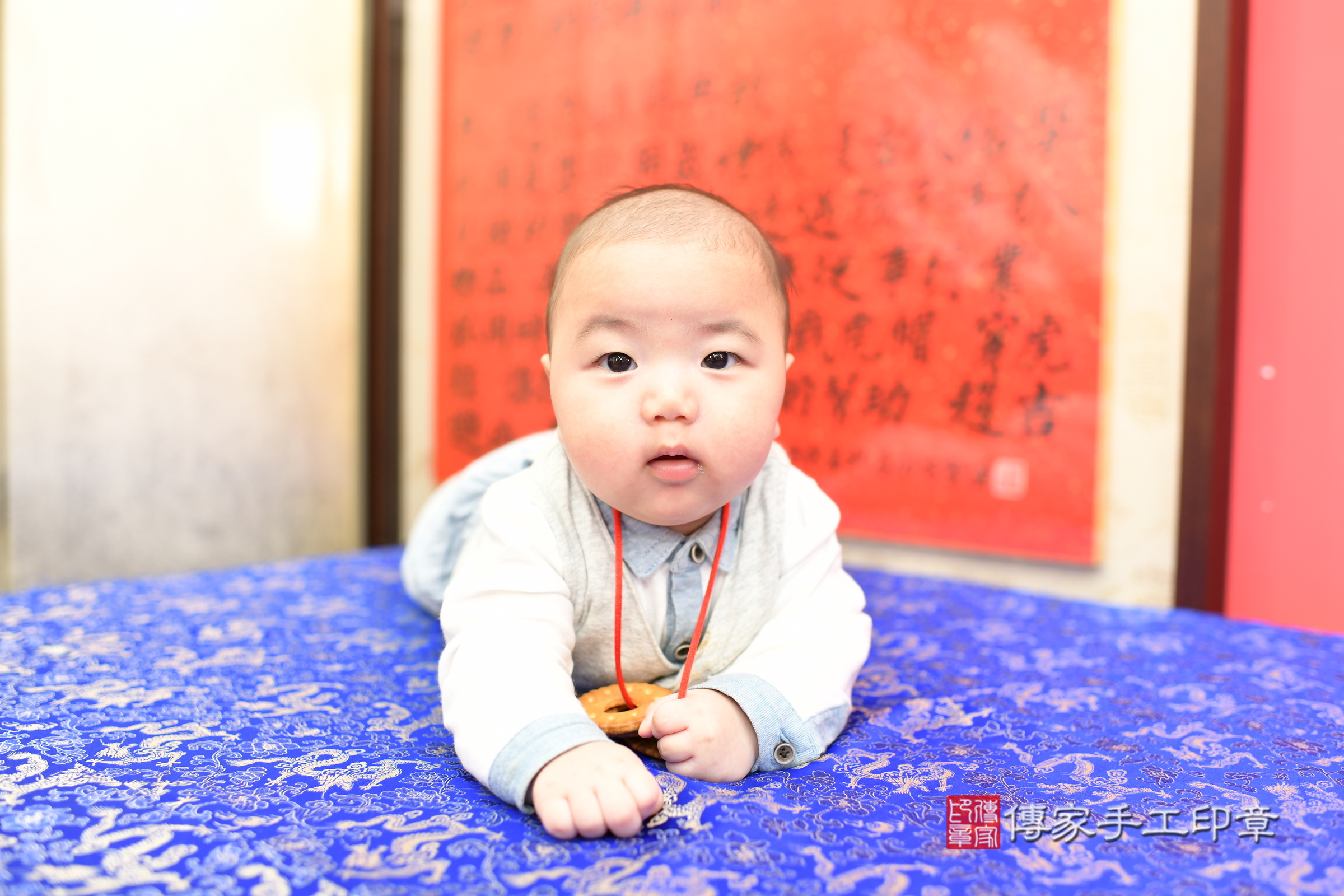 新北市永和區濱濱寶寶收涎推薦：傳家新北店收涎中國風會場，嬰兒古禮收涎收口水流程儀式、收涎吉祥話、收涎餅乾、收涎拍照。收涎證書。2024.12.19，照片5