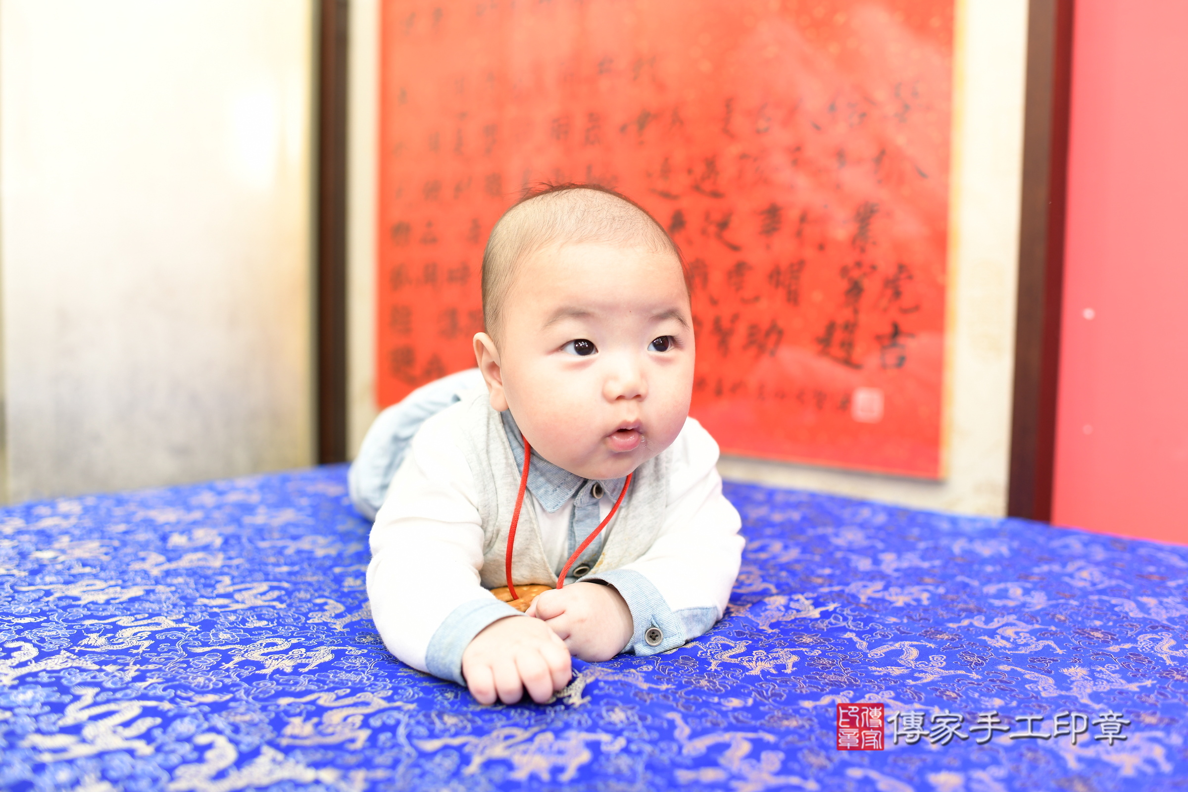 新北市永和區濱濱寶寶收涎推薦：傳家新北店收涎中國風會場，嬰兒古禮收涎收口水流程儀式、收涎吉祥話、收涎餅乾、收涎拍照。收涎證書。2024.12.19，照片6
