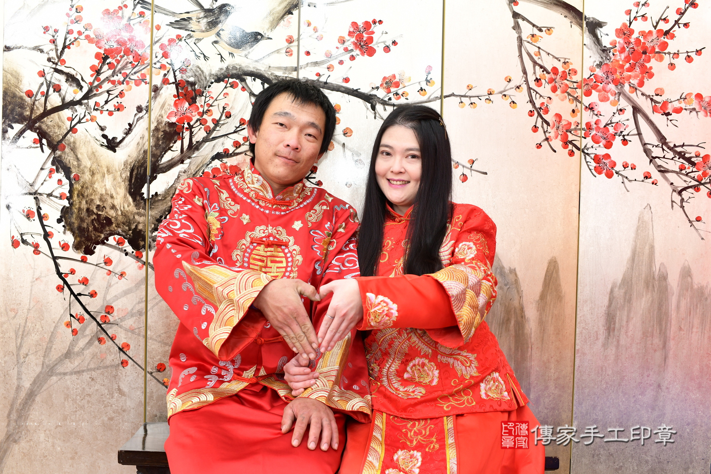 新北市永和區小愷寶寶抓周推薦：傳家新北店抓周度脺中國風會場，嬰兒古禮抓周流程儀式吉祥話、抓周道具物品24種、拍照。抓周證書。2024.12.23，照片3