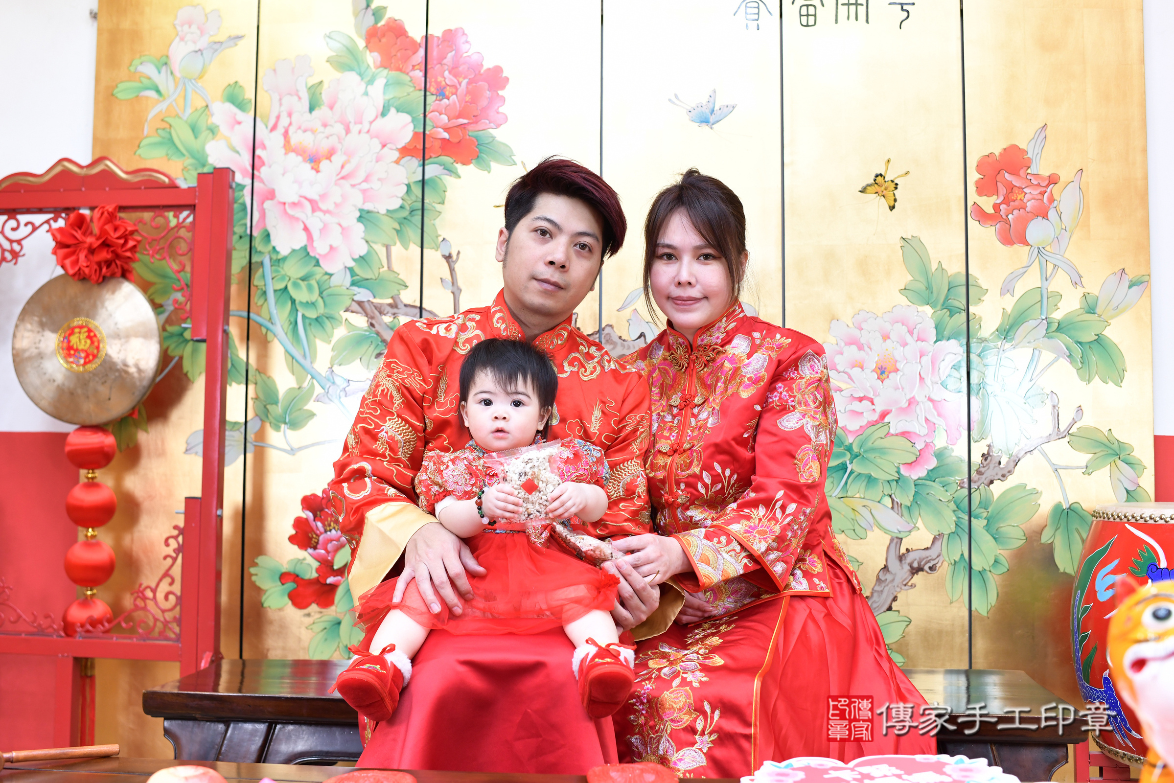 台北市大同區妮妮寶寶抓周推薦：傳家台北店抓周度脺中國風會場，嬰兒古禮抓周流程儀式吉祥話、抓周道具物品24種、拍照。抓周證書。2024.12.13，照片19