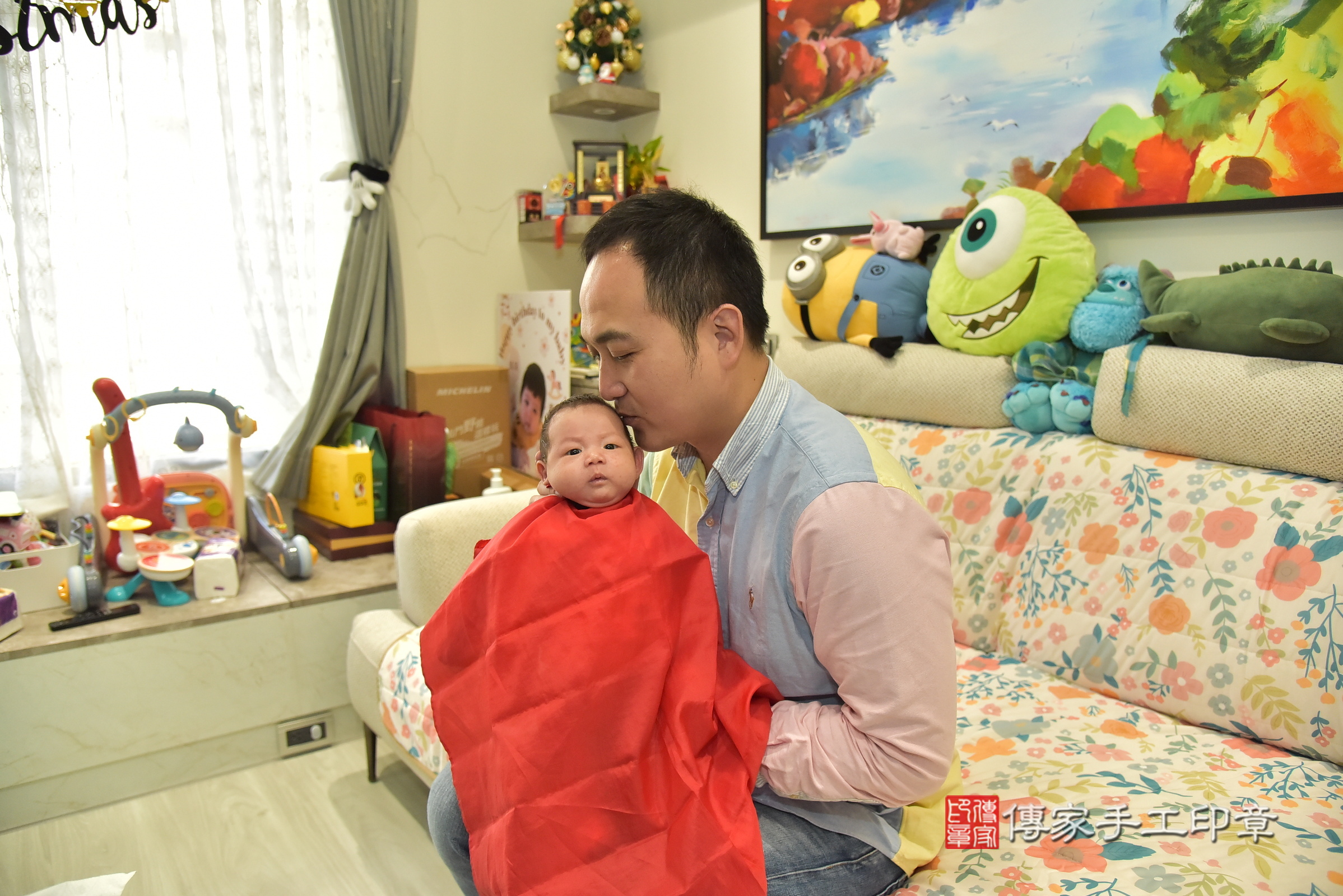 小維寶寶(新北市新莊區到府嬰兒小維寶寶滿月剃頭理髮、到府嬰兒剃胎毛儀式吉祥話)。到府剃頭剃胎毛主持、專業拍照、證書。★購買「臍帶章、肚臍章、胎毛筆刷印章」贈送：剃頭、收涎、抓周，三選一。2025.1.6，照片13