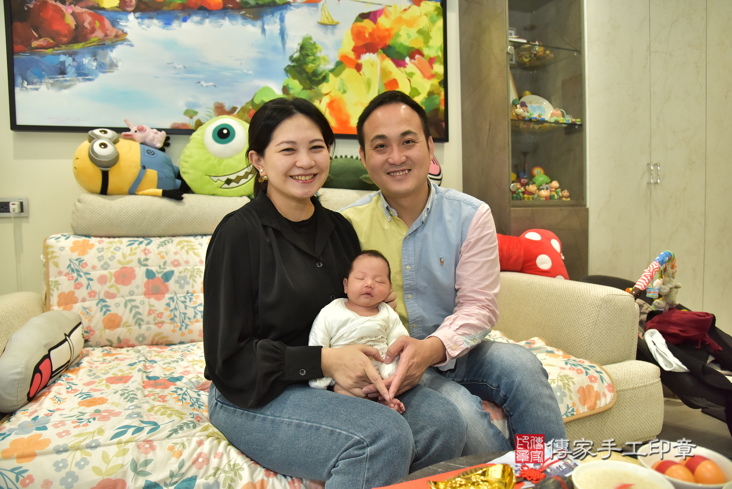 小維寶寶(新北市新莊區到府嬰兒小維寶寶滿月剃頭理髮、到府嬰兒剃胎毛儀式吉祥話)。到府剃頭剃胎毛主持、專業拍照、證書。★購買「臍帶章、肚臍章、胎毛筆刷印章」贈送：剃頭、收涎、抓周，三選一。2025.1.6，照片3