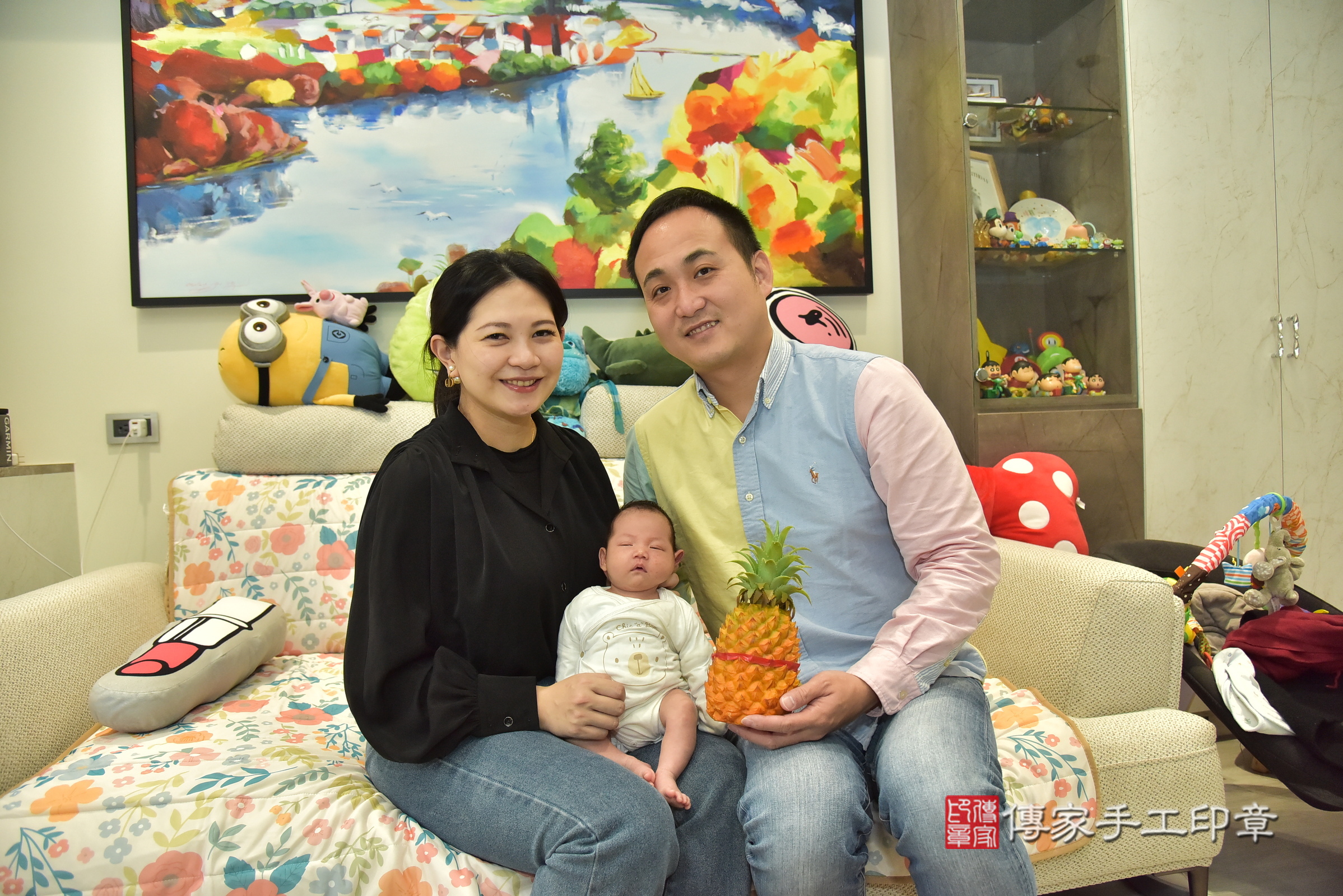 小維寶寶(新北市新莊區到府嬰兒小維寶寶滿月剃頭理髮、到府嬰兒剃胎毛儀式吉祥話)。到府剃頭剃胎毛主持、專業拍照、證書。★購買「臍帶章、肚臍章、胎毛筆刷印章」贈送：剃頭、收涎、抓周，三選一。2025.1.6，照片9