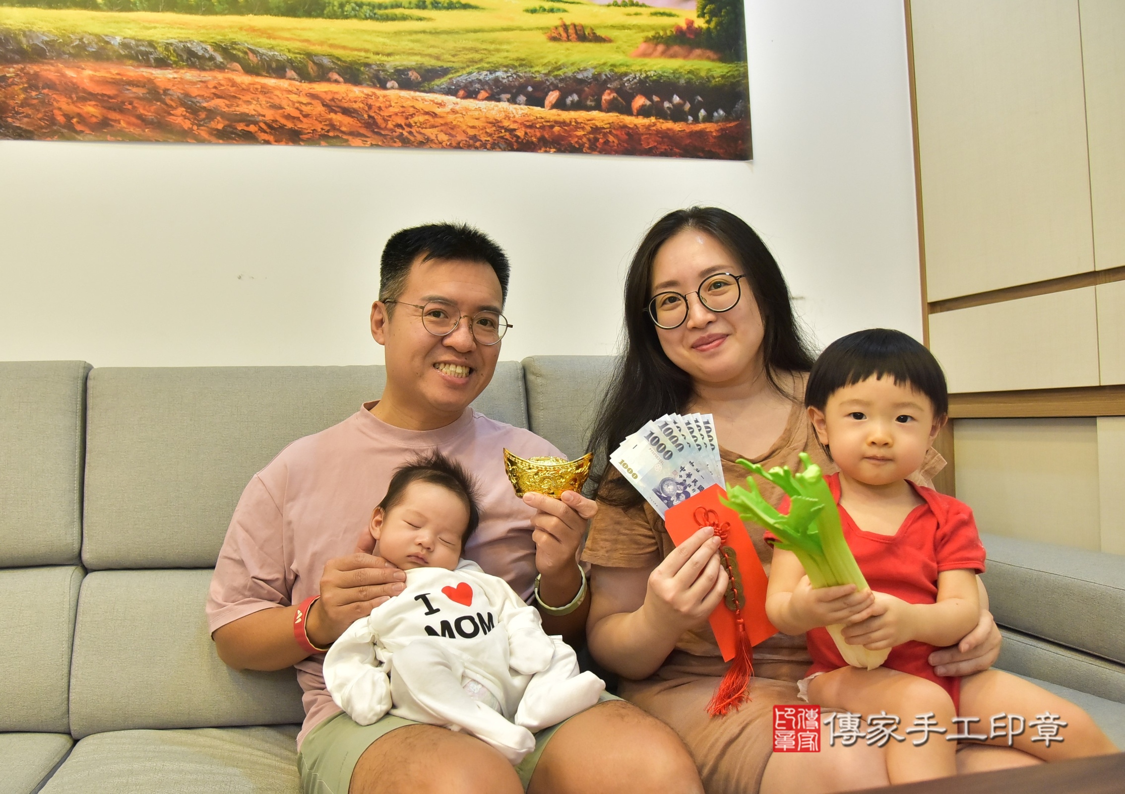 騏騏寶寶(新北市淡水區到府嬰兒騏騏寶寶滿月剃頭理髮、到府嬰兒剃胎毛儀式吉祥話)。到府剃頭剃胎毛主持、專業拍照、證書。★購買「臍帶章、肚臍章、胎毛筆刷印章」贈送：剃頭、收涎、抓周，三選一。2025.1.3，照片11