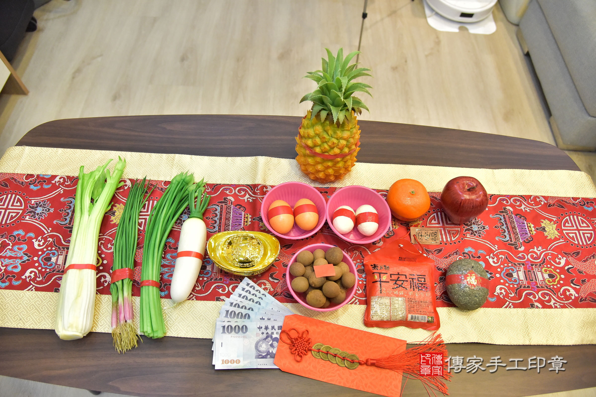 騏騏寶寶(新北市淡水區到府嬰兒騏騏寶寶滿月剃頭理髮、到府嬰兒剃胎毛儀式吉祥話)。到府剃頭剃胎毛主持、專業拍照、證書。★購買「臍帶章、肚臍章、胎毛筆刷印章」贈送：剃頭、收涎、抓周，三選一。2025.1.3，照片4