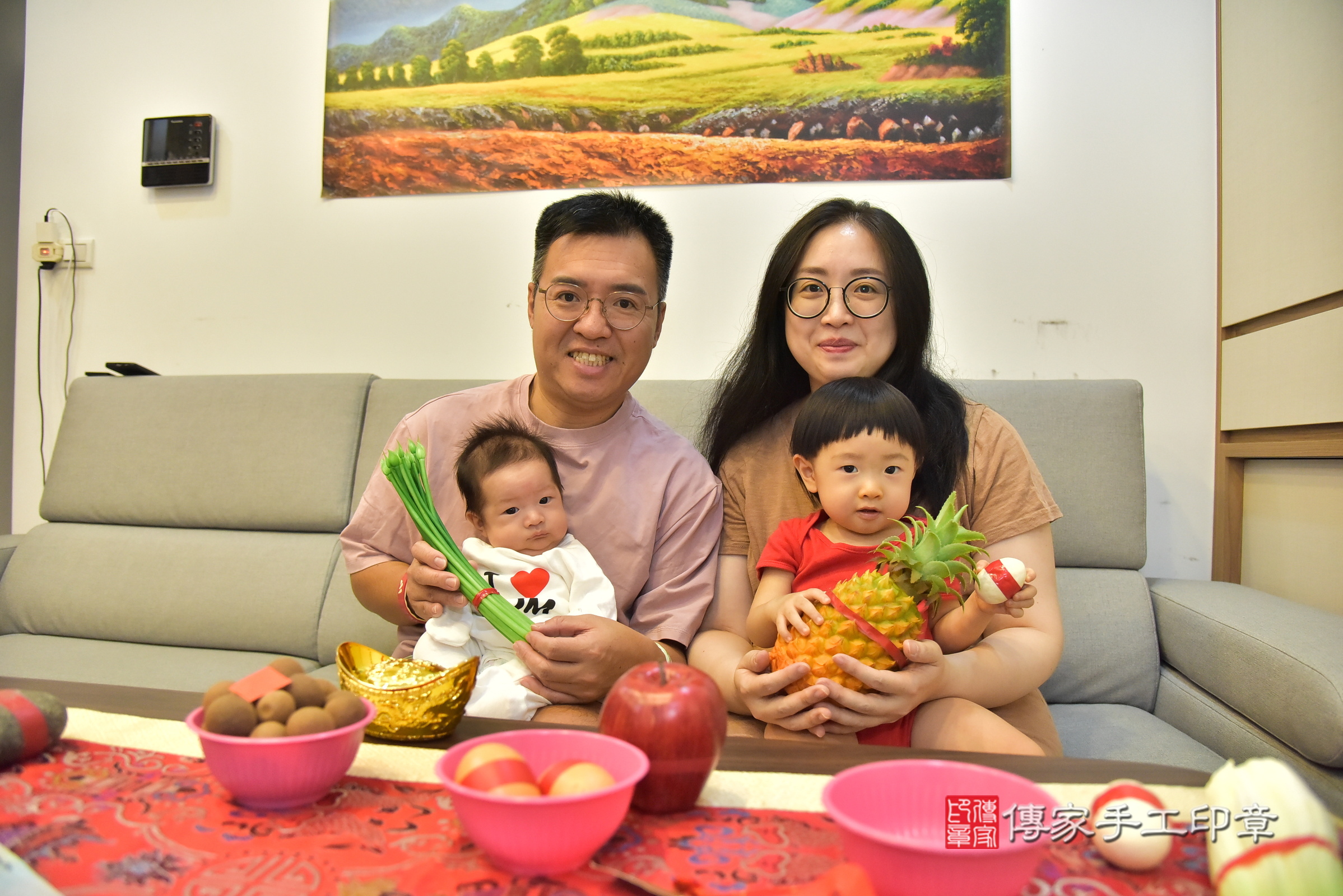騏騏寶寶(新北市淡水區到府嬰兒騏騏寶寶滿月剃頭理髮、到府嬰兒剃胎毛儀式吉祥話)。到府剃頭剃胎毛主持、專業拍照、證書。★購買「臍帶章、肚臍章、胎毛筆刷印章」贈送：剃頭、收涎、抓周，三選一。2025.1.3，照片8