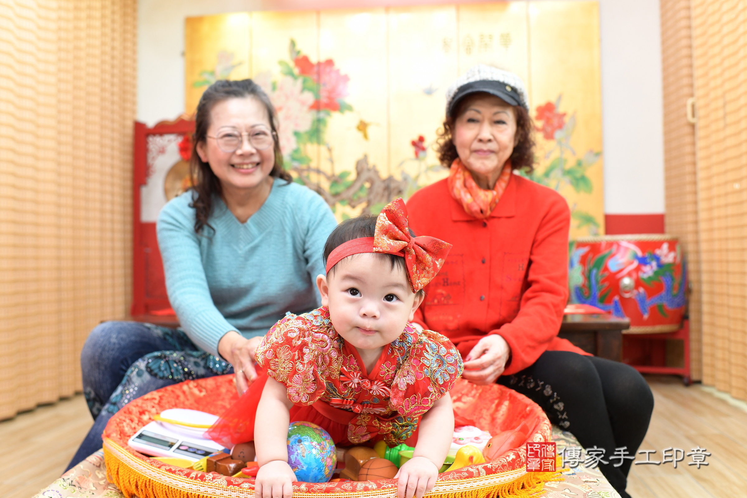 台北市大同區如如寶寶抓周推薦：傳家台北店抓周度脺中國風會場，嬰兒古禮抓周流程儀式吉祥話、抓周道具物品24種、拍照。抓周證書。2024.12.29，照片4