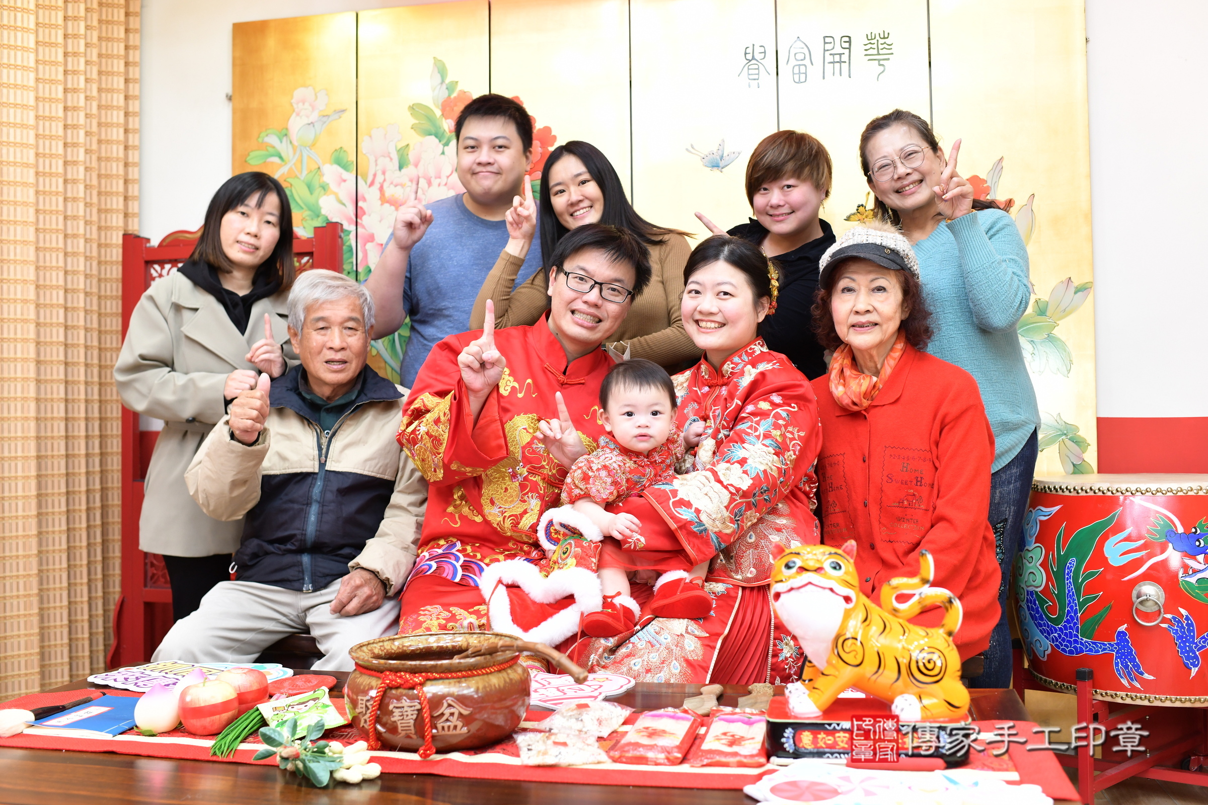 台北市大同區如如寶寶抓周推薦：傳家台北店抓周度脺中國風會場，嬰兒古禮抓周流程儀式吉祥話、抓周道具物品24種、拍照。抓周證書。2024.12.29，照片14