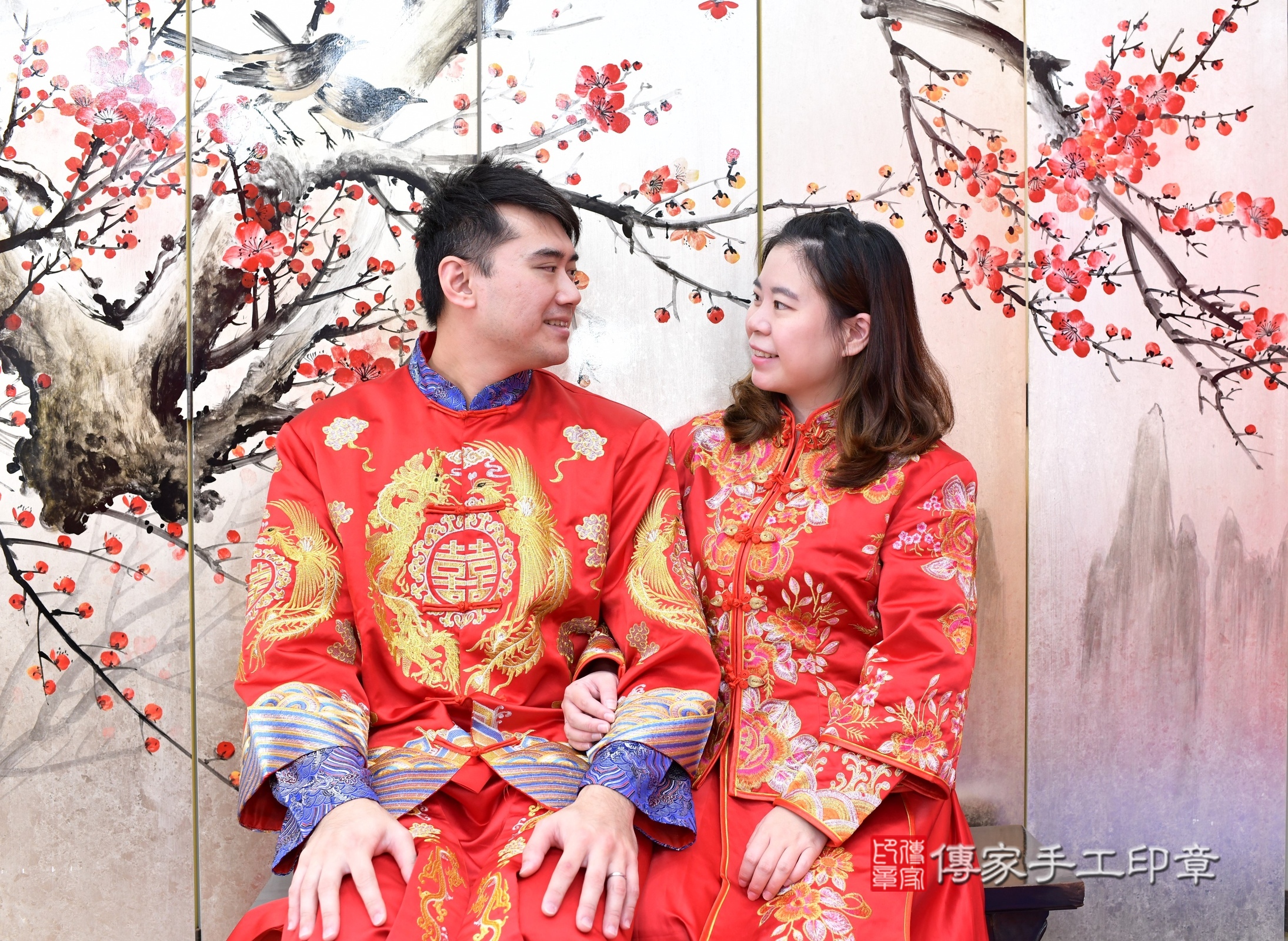 新北市永和區錡錡寶寶抓周推薦：傳家新北店抓周度脺中國風會場，嬰兒古禮抓周流程儀式吉祥話、抓周道具物品24種、拍照。抓周證書。2024.12.7，照片5