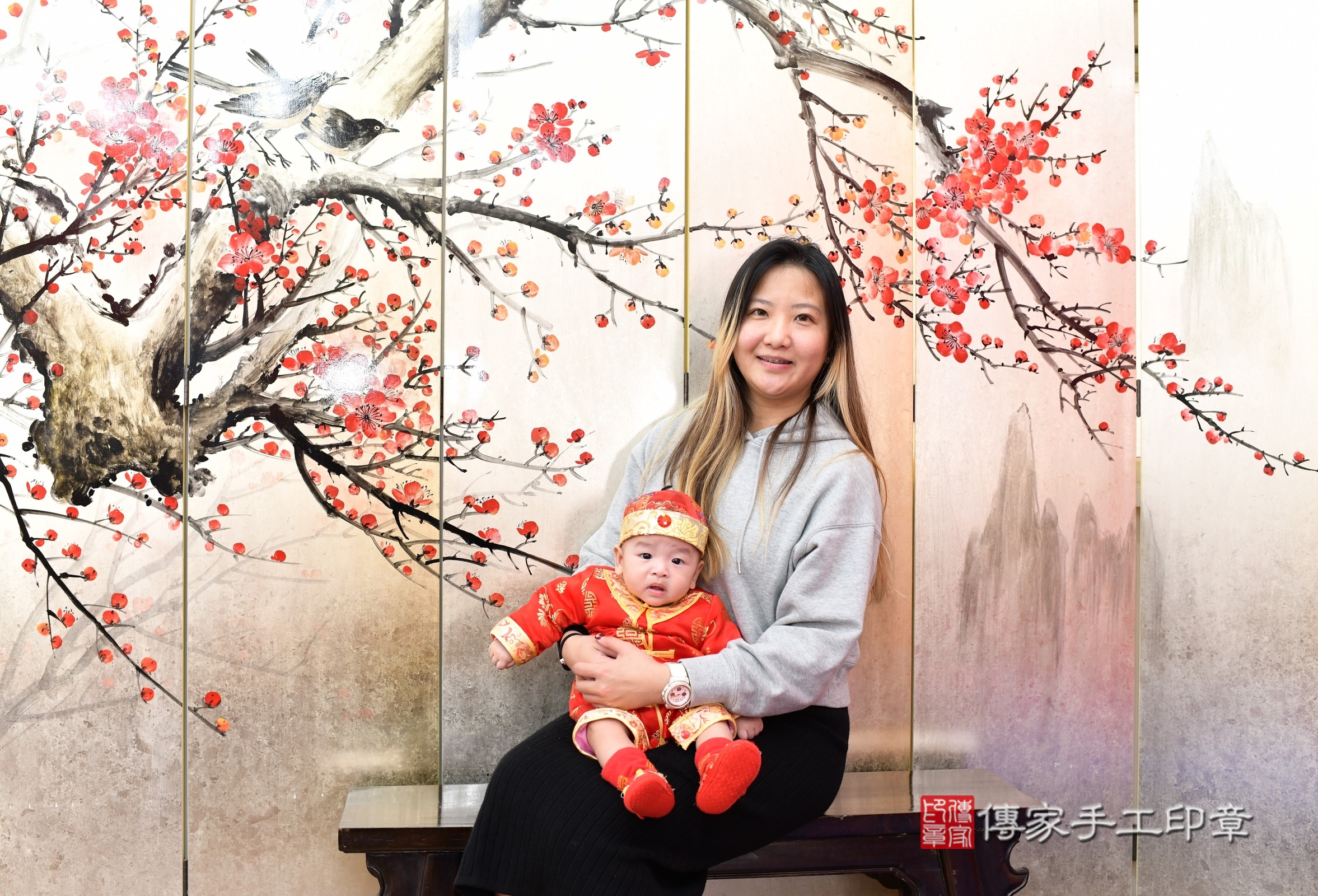 新北市永和區昊昊寶寶收涎推薦：傳家新北店收涎中國風會場，嬰兒古禮收涎收口水流程儀式、收涎吉祥話、收涎餅乾、收涎拍照。收涎證書。2025.1.12，照片4