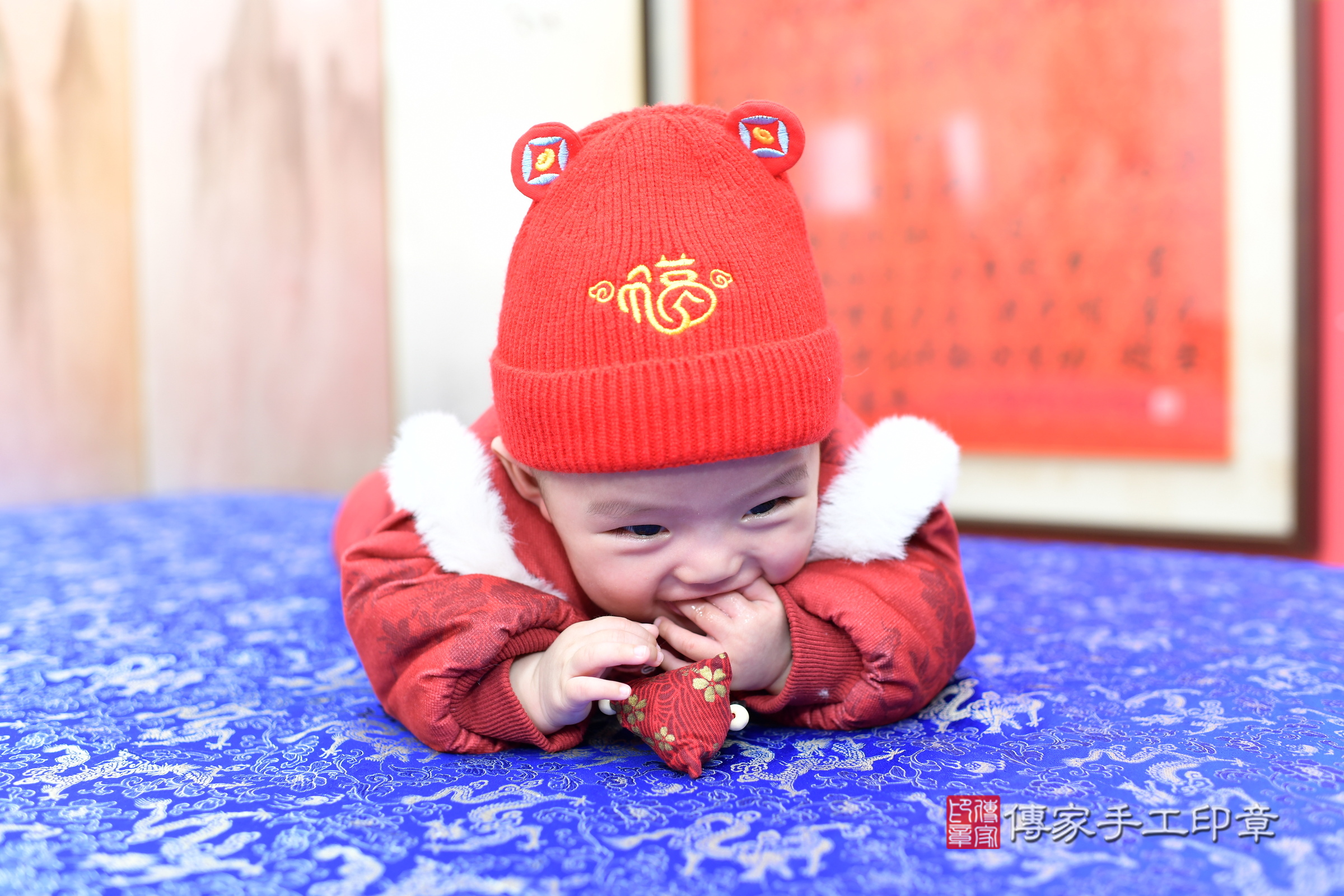 新北市永和區小琁寶寶收涎推薦：傳家新北店收涎中國風會場，嬰兒古禮收涎收口水流程儀式、收涎吉祥話、收涎餅乾、收涎拍照。收涎證書。2025.1.15，照片6