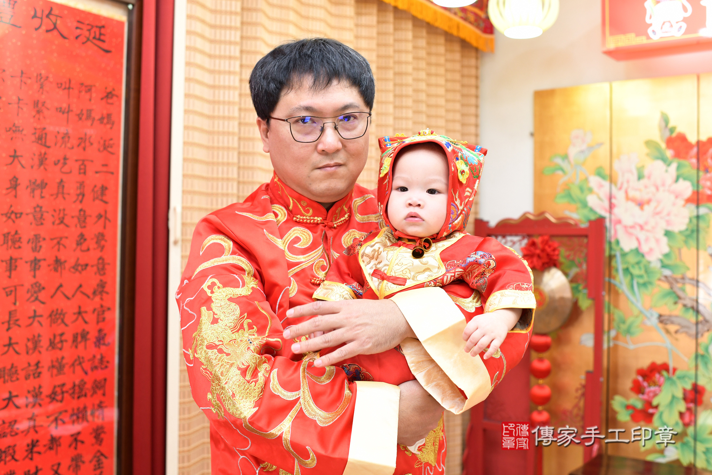 台北市大同區小峰寶寶抓周推薦：傳家台北店抓周度脺中國風會場，嬰兒古禮抓周流程儀式吉祥話、抓周道具物品24種、拍照。抓周證書。2025.1.3，照片6