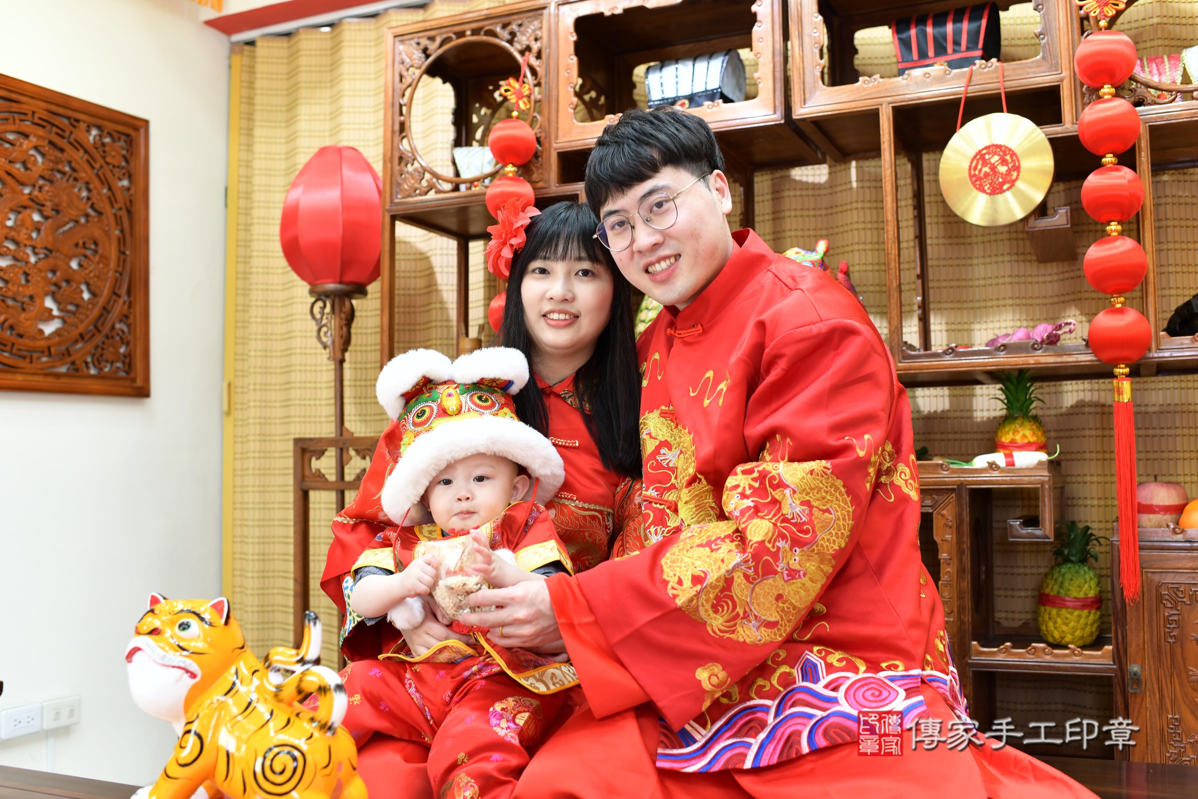 探險家、導遊、領隊