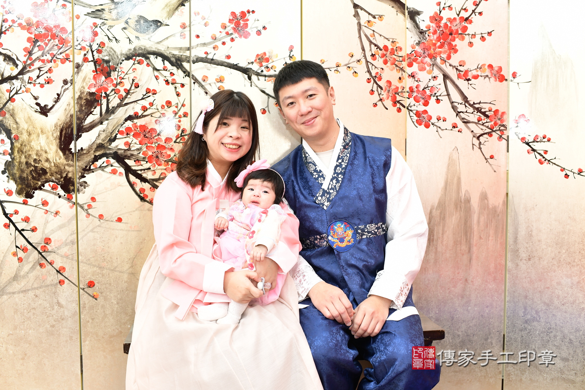 新北市永和區霈霈寶寶收涎推薦：傳家新北店收涎中國風會場，嬰兒古禮收涎收口水流程儀式、收涎吉祥話、收涎餅乾、收涎拍照。收涎證書。2025.1.18，照片5