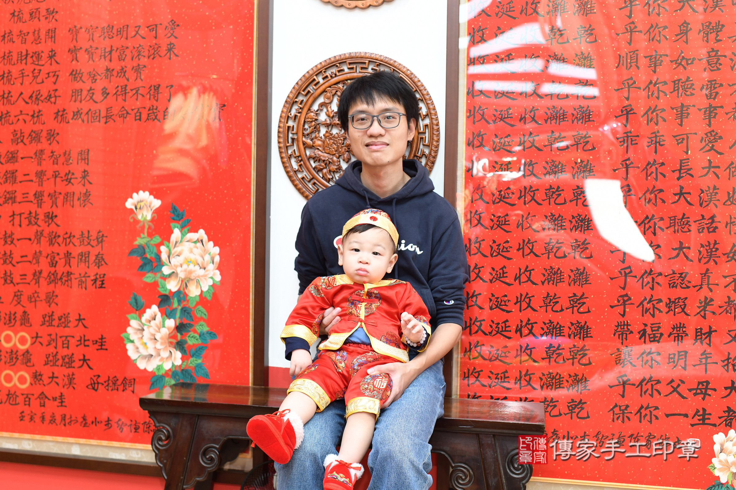 台北市大同區荃荃寶寶抓周推薦：傳家台北店抓周度脺中國風會場，嬰兒古禮抓周流程儀式吉祥話、抓周道具物品24種、拍照。抓周證書。2025.1.25，照片11