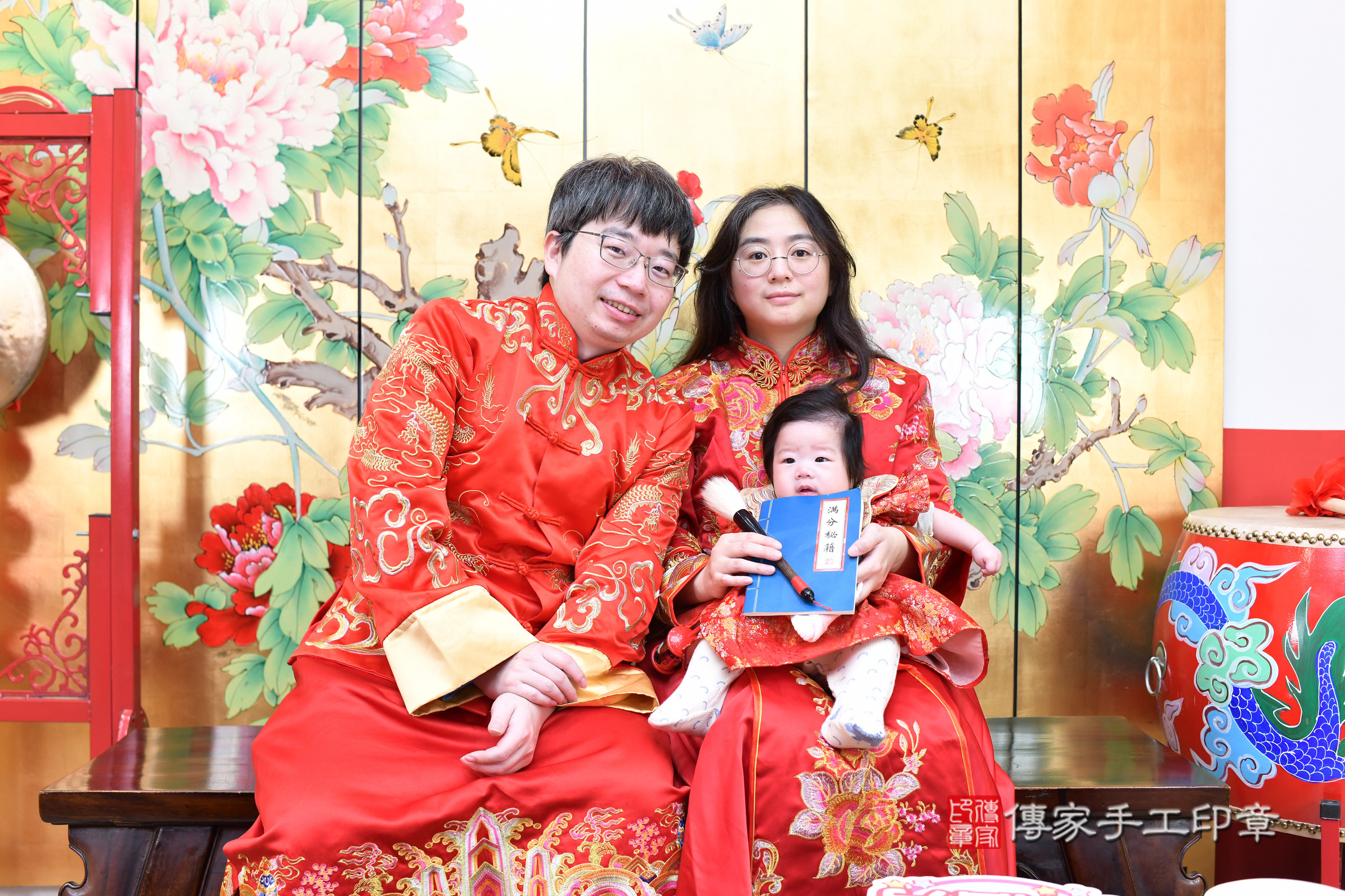 台北市大同區小杏寶寶收涎推薦：傳家台北店收涎中國風會場，嬰兒古禮收涎收口水流程儀式、收涎吉祥話、收涎餅乾、收涎拍照。收涎證書。2025.2.12，照片10