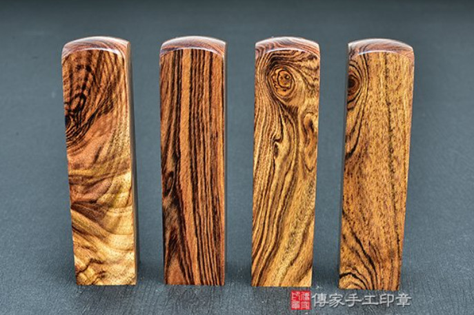 顧客滿意推薦：傳家嬰兒烤漆小三寶、虎紋紅紫檀木臍髮印章、胎毛筆。台中市太平區-李小姐2025.02.19