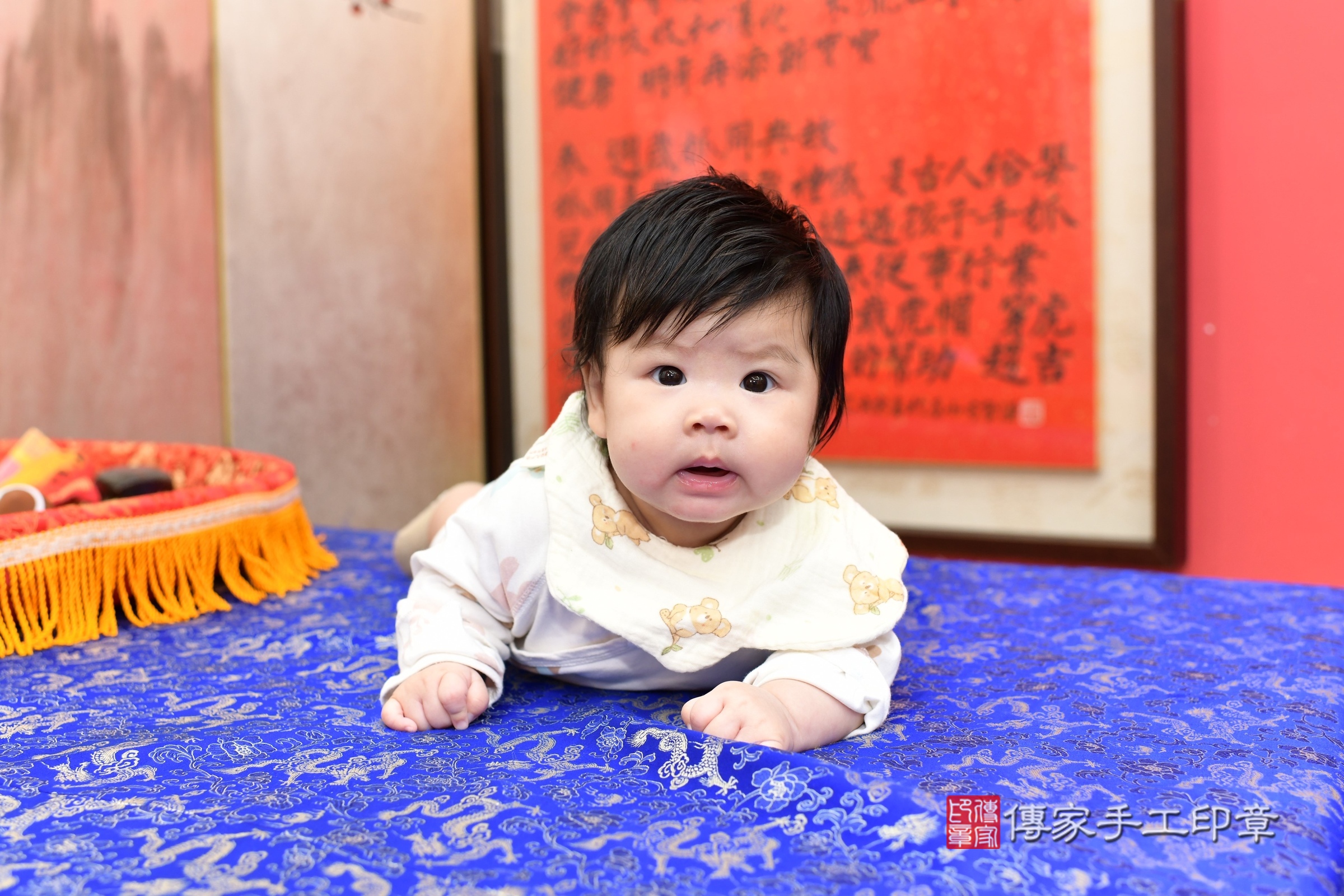 新北市永和區彤彤寶寶收涎推薦：傳家新北店收涎中國風會場，嬰兒古禮收涎收口水流程儀式、收涎吉祥話、收涎餅乾、收涎拍照。收涎證書。2025.2.17，照片5