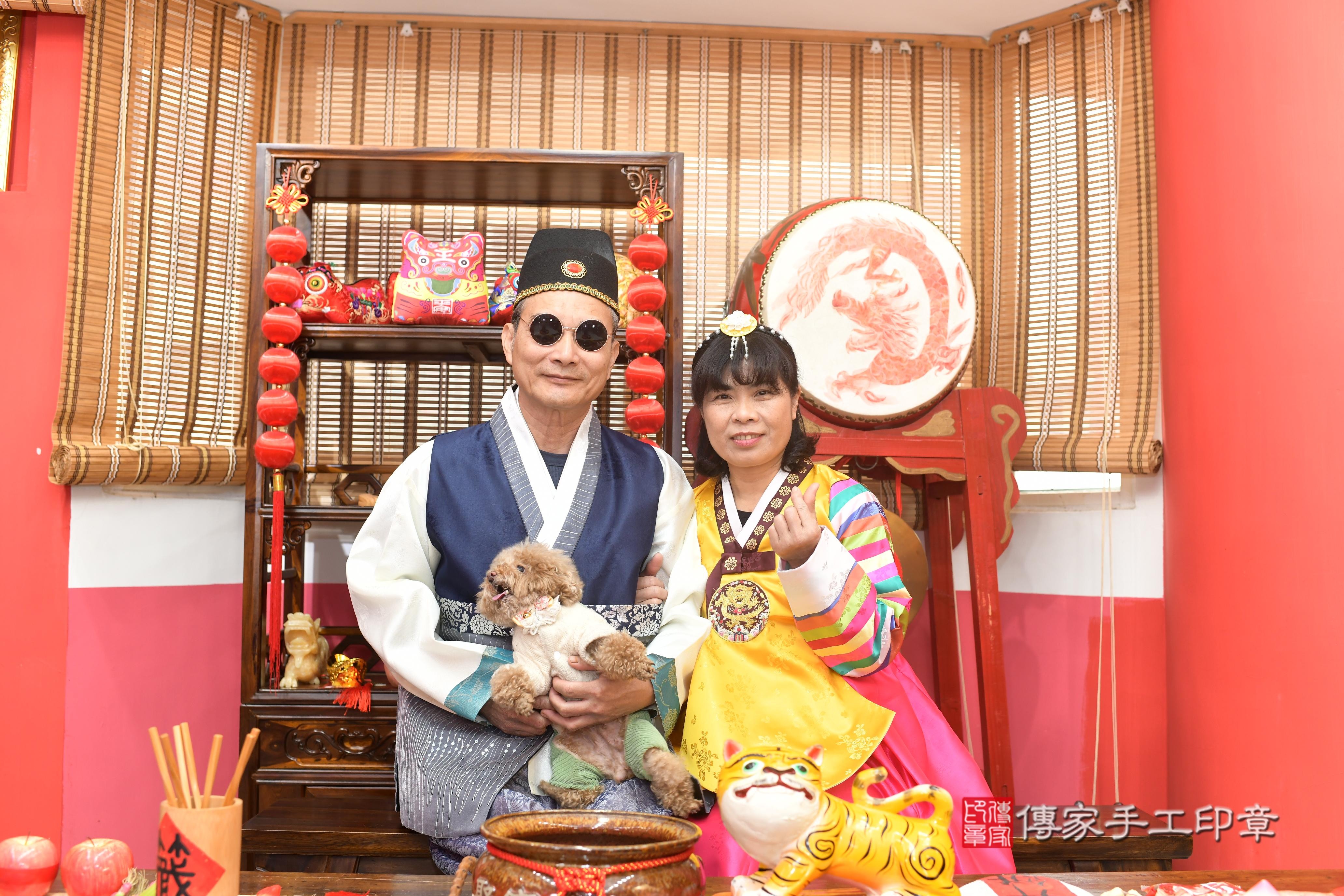 傳家手工印章高雄店、抓周、度脺、中國風會場、傳家嬰兒古禮、吉祥話、抓周道具物品24種、拍照。抓周證書。寶寶抓周、滿周歲、生日快樂、祝福
