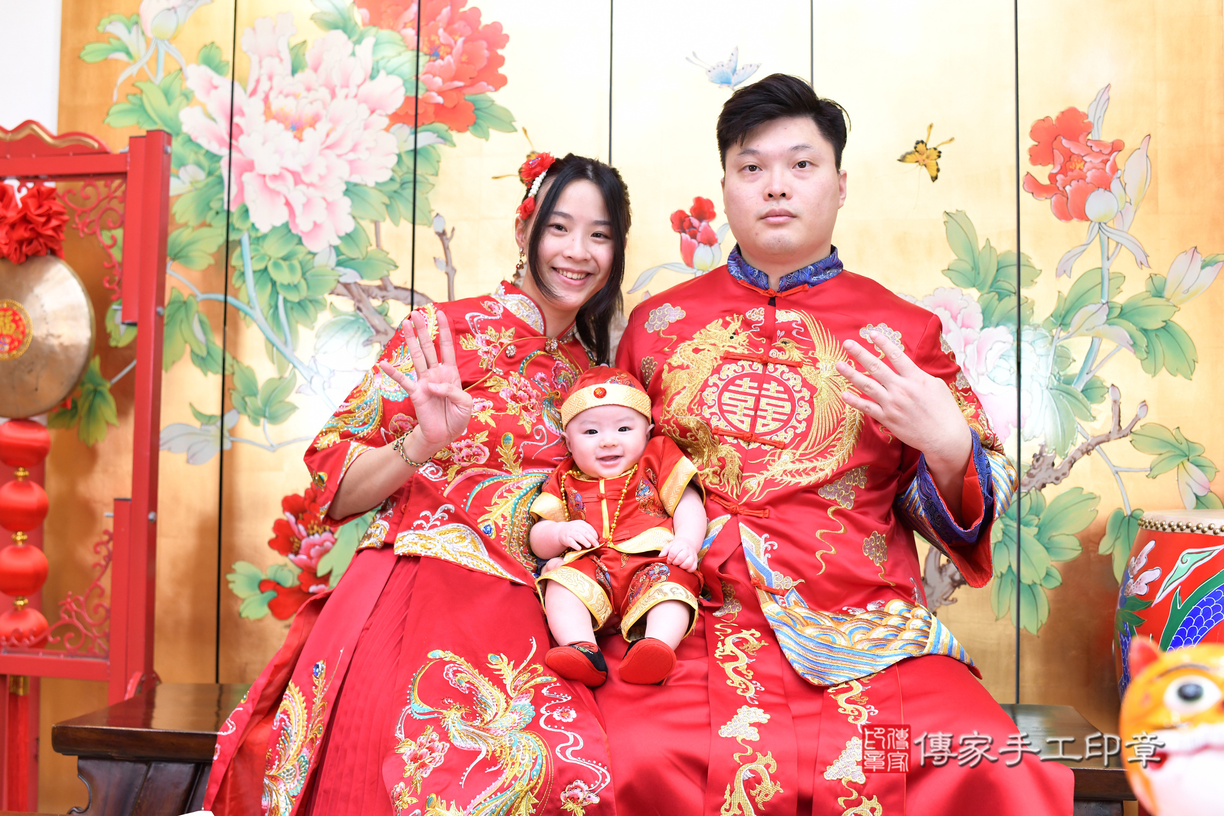 台北市大同區小麟寶寶收涎推薦：傳家台北店收涎中國風會場，嬰兒古禮收涎收口水流程儀式、收涎吉祥話、收涎餅乾、收涎拍照。收涎證書。2025.2.15，照片4