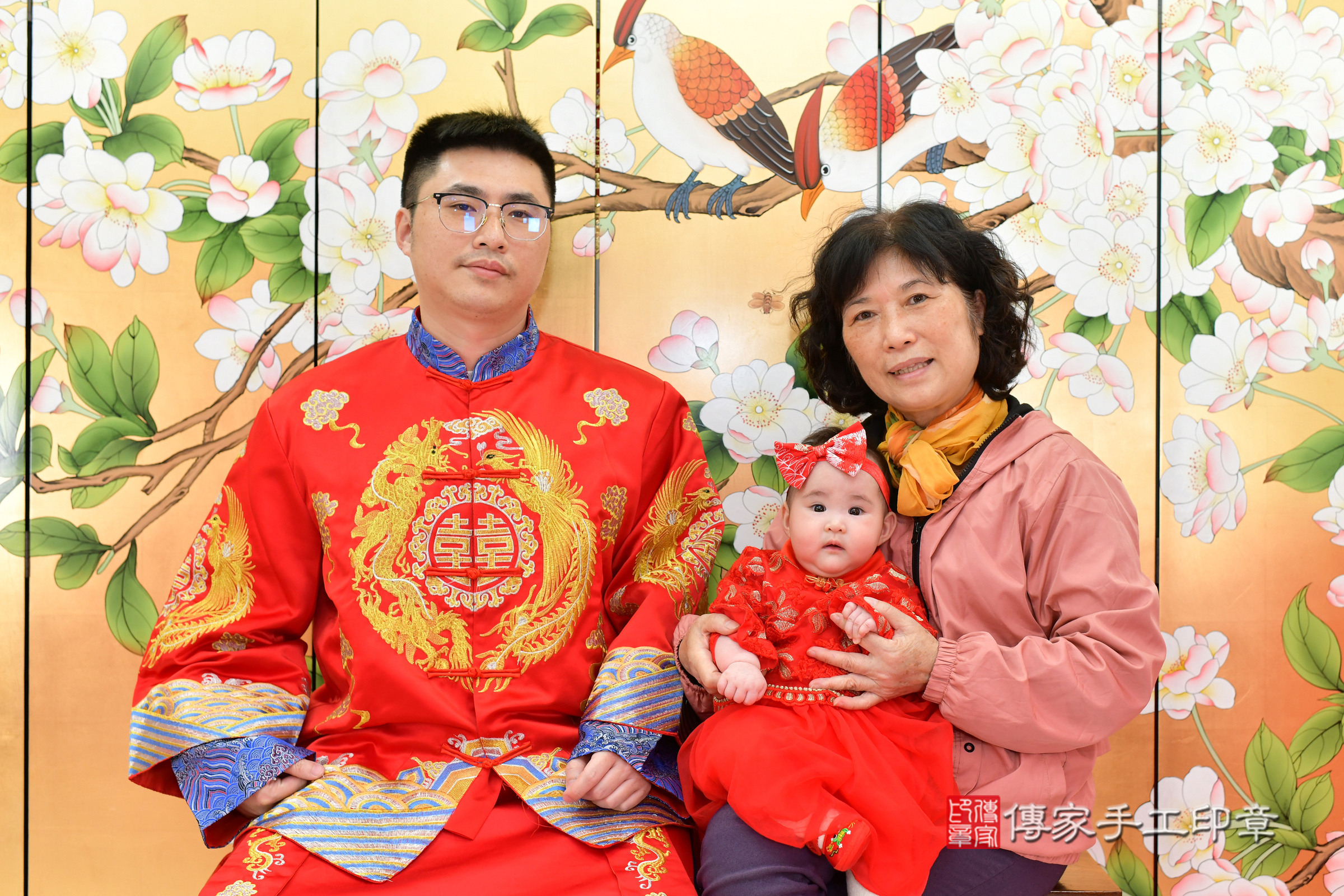 台中市北區彤彤寶寶收涎推薦：傳家台中店收涎中國風會場，嬰兒古禮收涎收口水流程儀式、收涎吉祥話、收涎餅乾、收涎拍照。收涎證書。2025.3.6，照片13