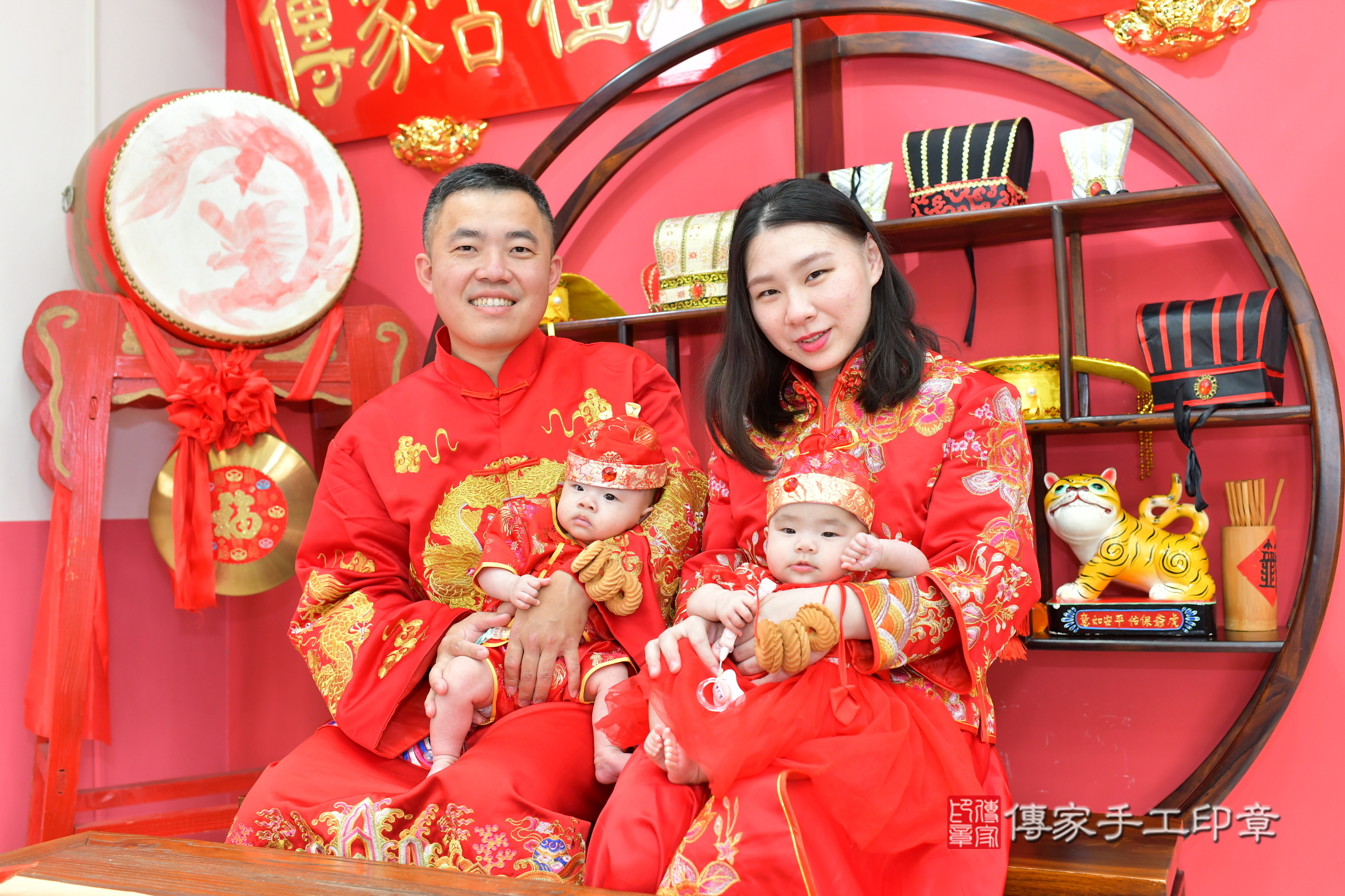 台中市北區暟暟寶寶和澄澄寶寶收涎推薦：傳家台中店收涎中國風會場，嬰兒古禮收涎收口水流程儀式、收涎吉祥話、收涎餅乾、收涎拍照。收涎證書。2025.3.2，照片14