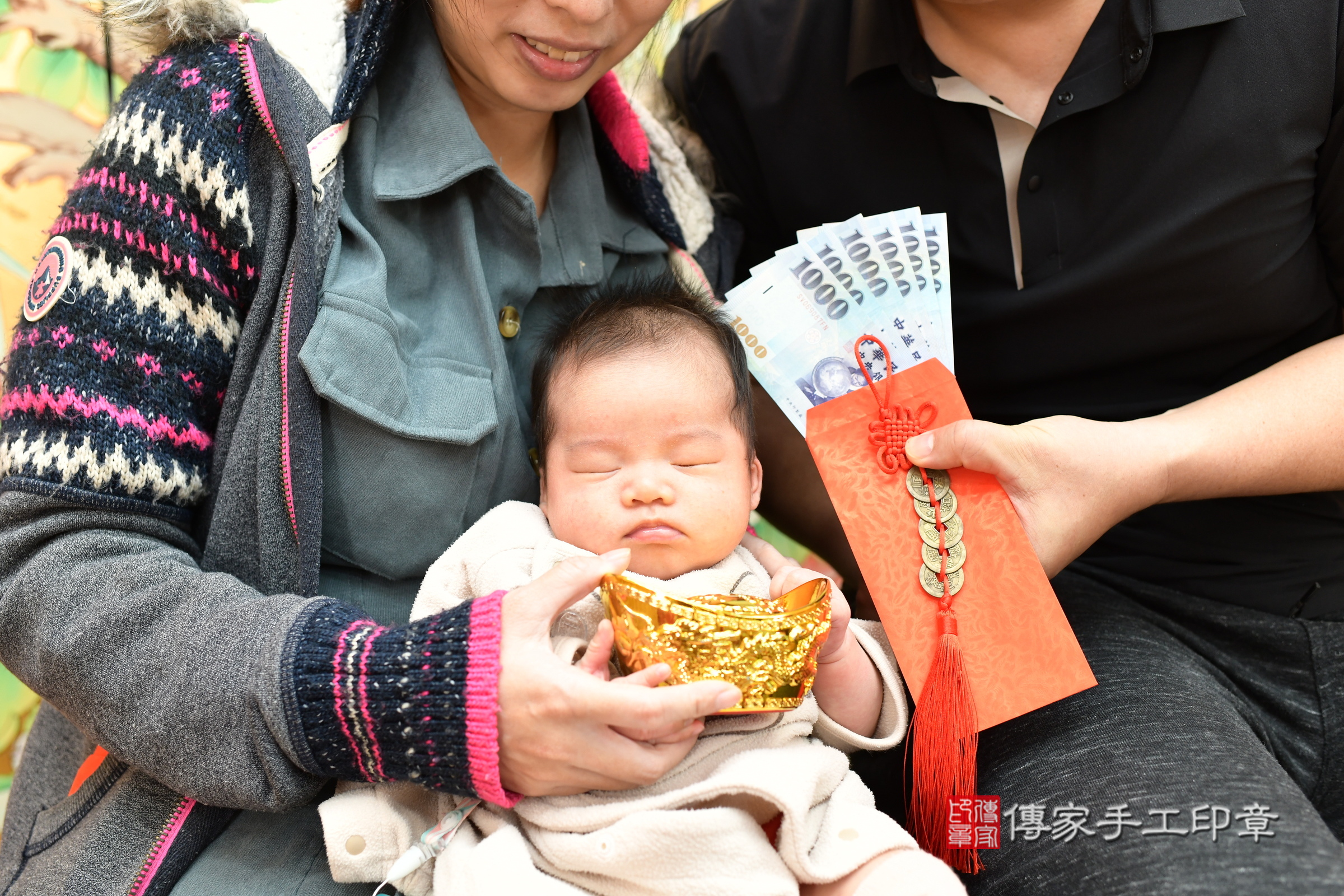 淇淇寶寶(新北市永和區嬰兒寶寶滿月剃頭理髮、嬰兒剃胎毛儀式吉祥話)。中國風會場，爸媽寶貝穿「日中韓」古裝禮服。專業拍照、證書。★購買「臍帶章、肚臍章、胎毛筆刷印章」贈送：剃頭、收涎、抓周，三選一。2025.3.6，照片9