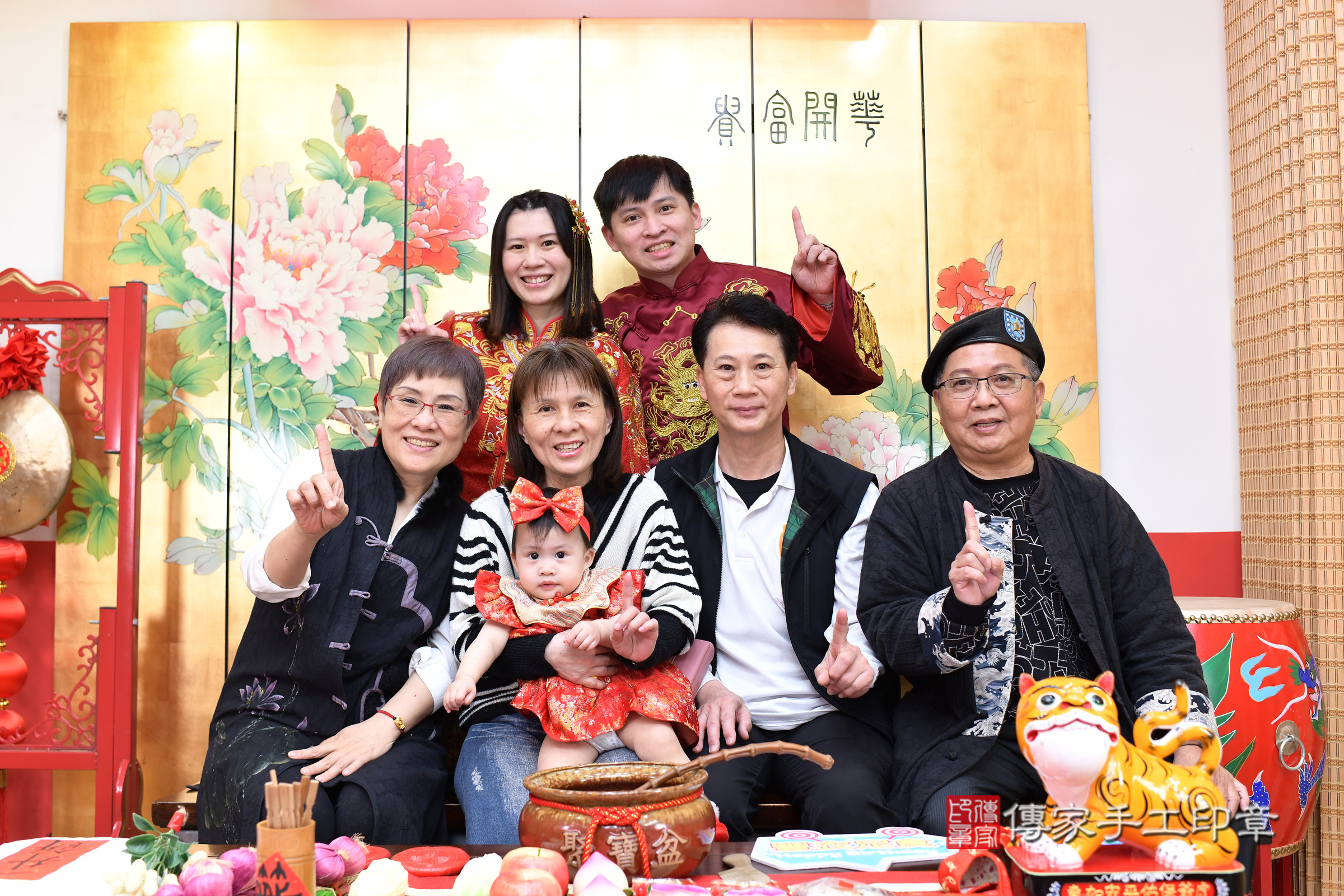 台北市大同區小寧寶寶抓周推薦：傳家台北店抓周度脺中國風會場，嬰兒古禮抓周流程儀式吉祥話、抓周道具物品24種、拍照。抓周證書。2025.2.28，照片9