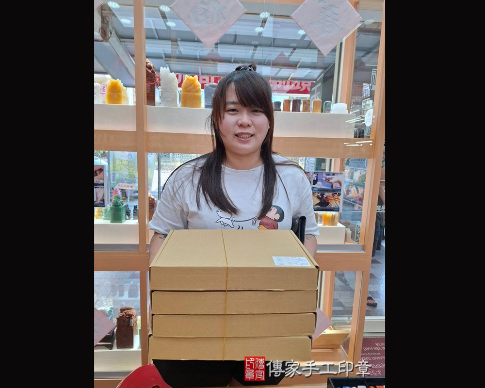 台南市六甲區小如寶貝抓周推薦：傳家台南店抓周度脺中國風會場，嬰兒古禮抓周流程儀式吉祥話、抓周道具物品24種、拍照。抓周證書。2025.03.07