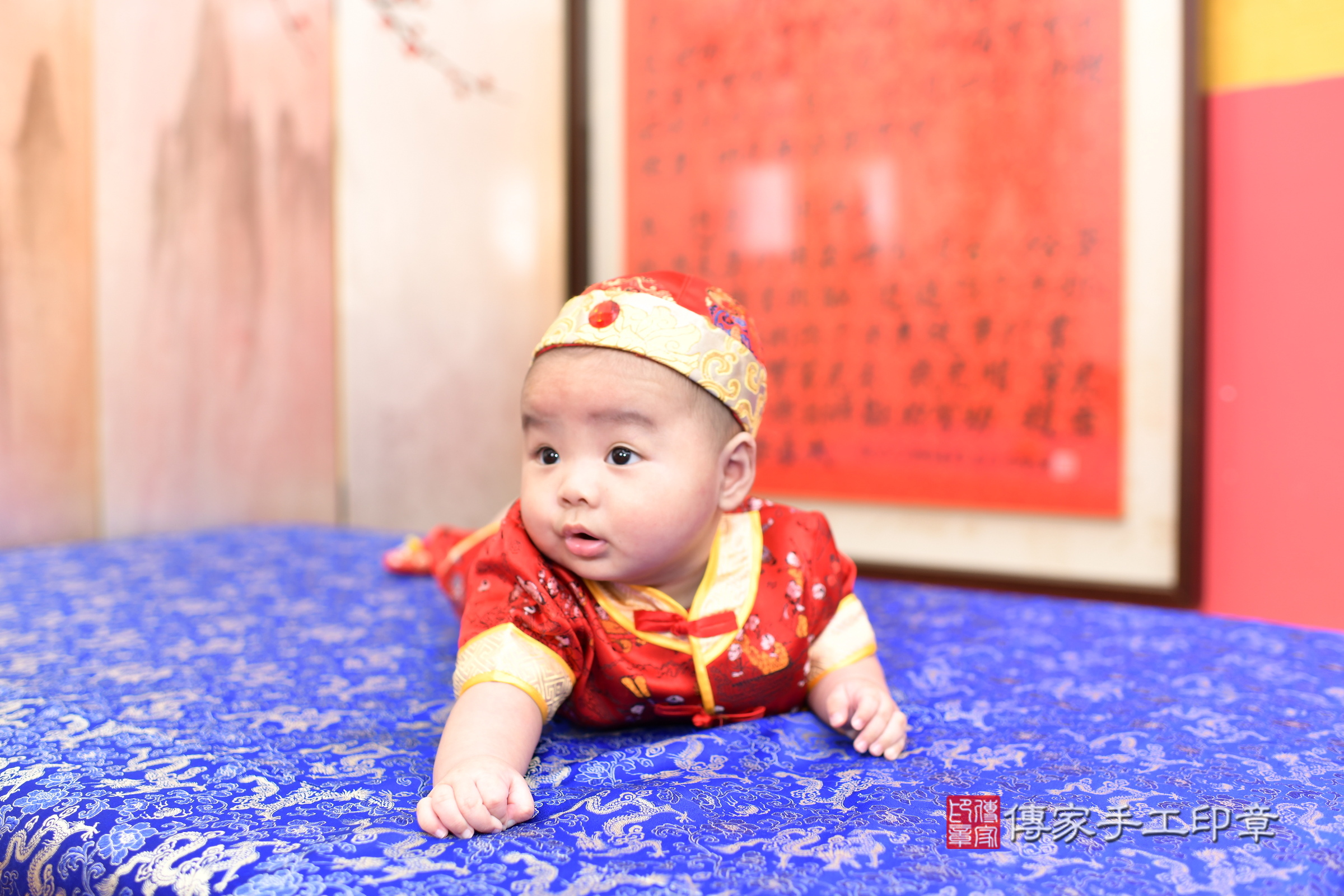 新北市永和區皓皓寶寶收涎推薦：傳家新北店收涎中國風會場，嬰兒古禮收涎收口水流程儀式、收涎吉祥話、收涎餅乾、收涎拍照。收涎證書。2025.3.9，照片2
