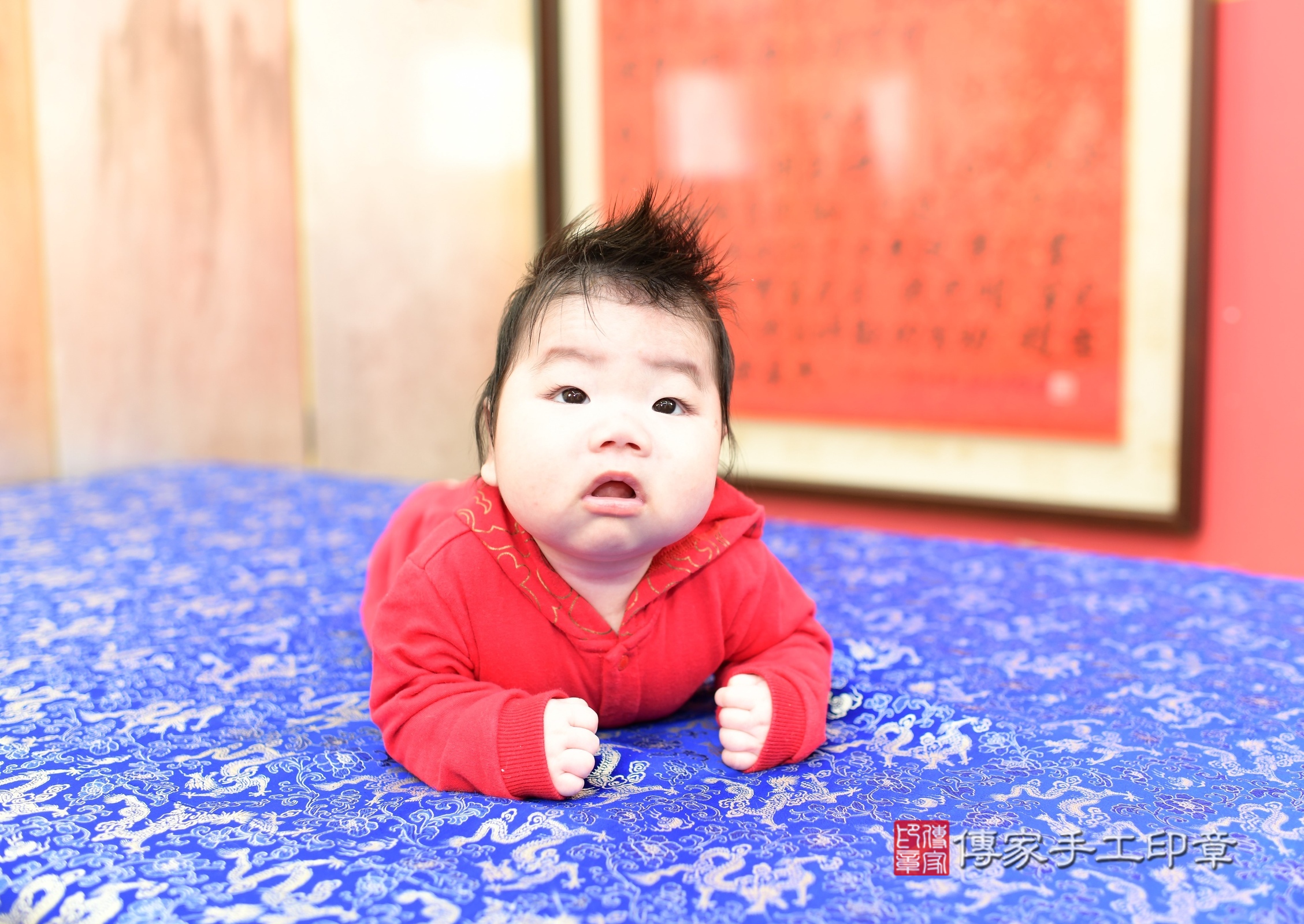 新北市永和區舜舜寶寶收涎推薦：傳家新北店收涎中國風會場，嬰兒古禮收涎收口水流程儀式、收涎吉祥話、收涎餅乾、收涎拍照。收涎證書。2025.3.18，照片13