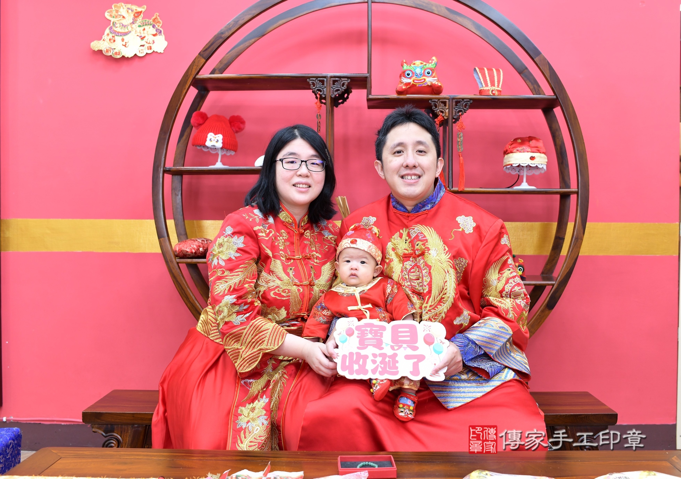 新北市永和區小霖寶寶收涎推薦：傳家新北店收涎中國風會場，嬰兒古禮收涎收口水流程儀式、收涎吉祥話、收涎餅乾、收涎拍照。收涎證書。2025.3.16，照片20