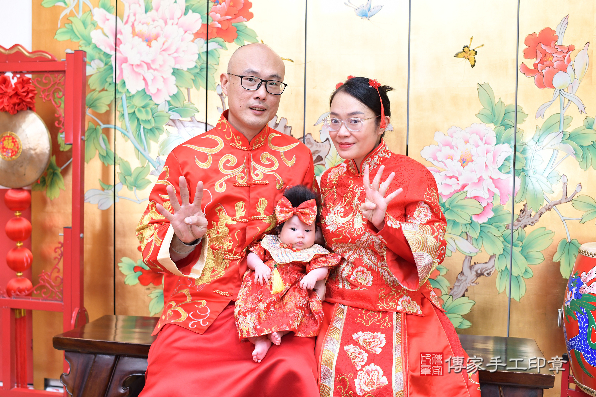 台北市大同區錂錂寶寶收涎推薦：傳家台北店收涎中國風會場，嬰兒古禮收涎收口水流程儀式、收涎吉祥話、收涎餅乾、收涎拍照。收涎證書。2025.3.11，照片10